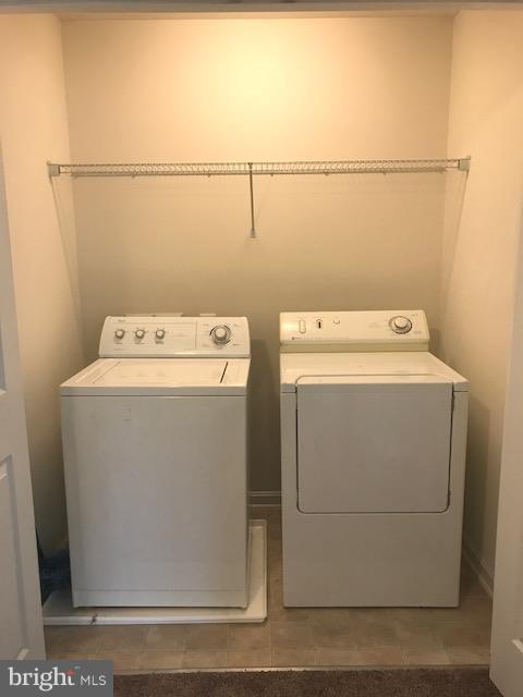 GARRISON WOODS - Residential Lease