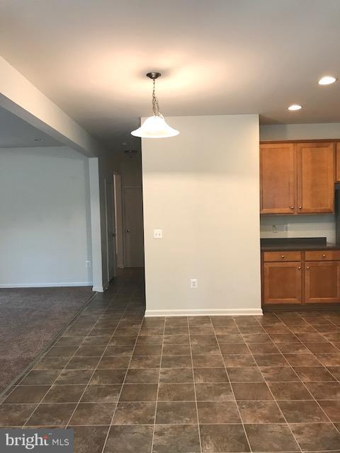 GARRISON WOODS - Residential Lease