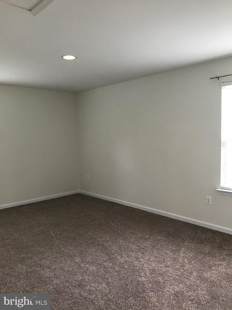 GARRISON WOODS - Residential Lease