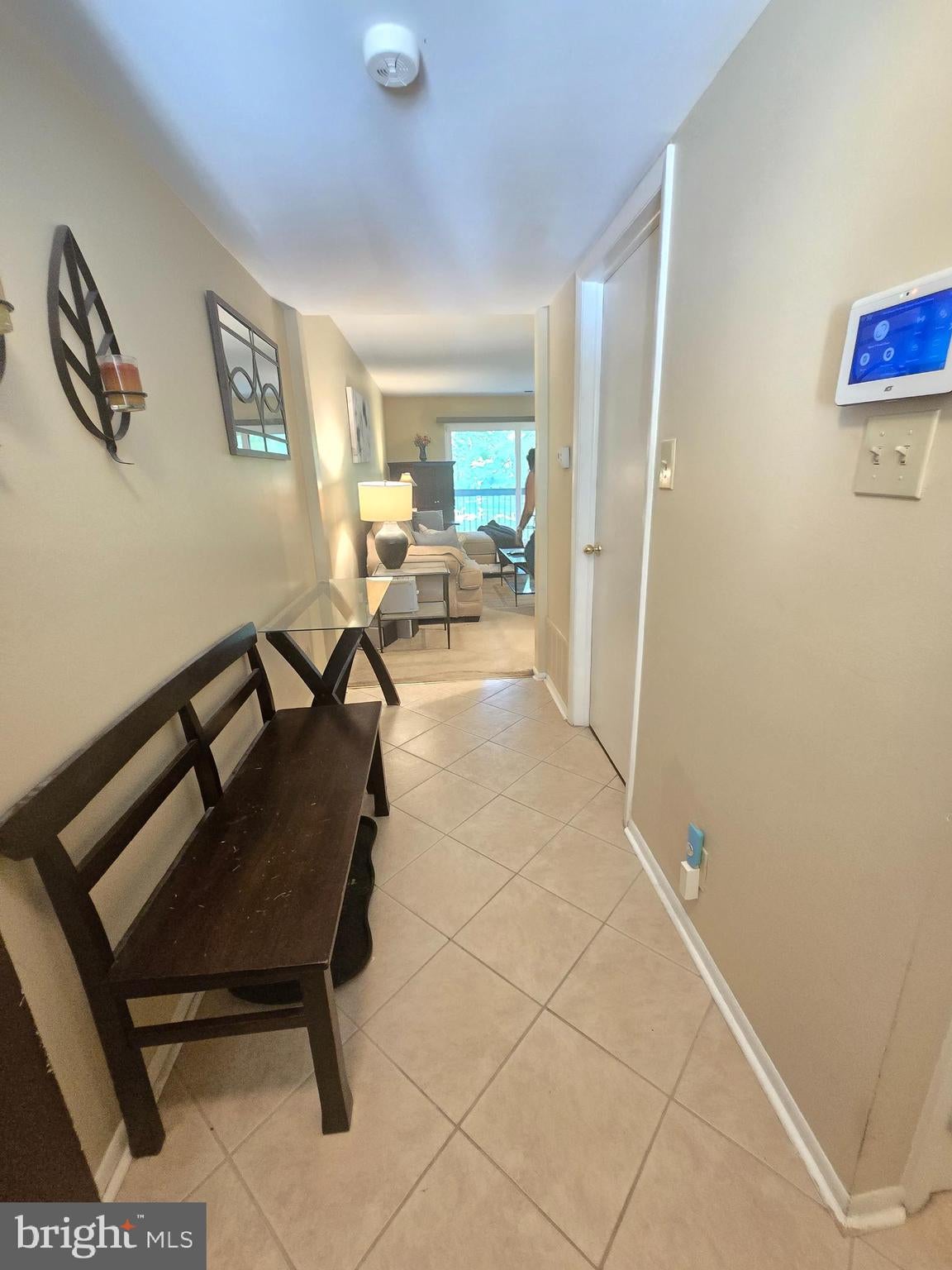 115 E KINGS HIGHWAY 406