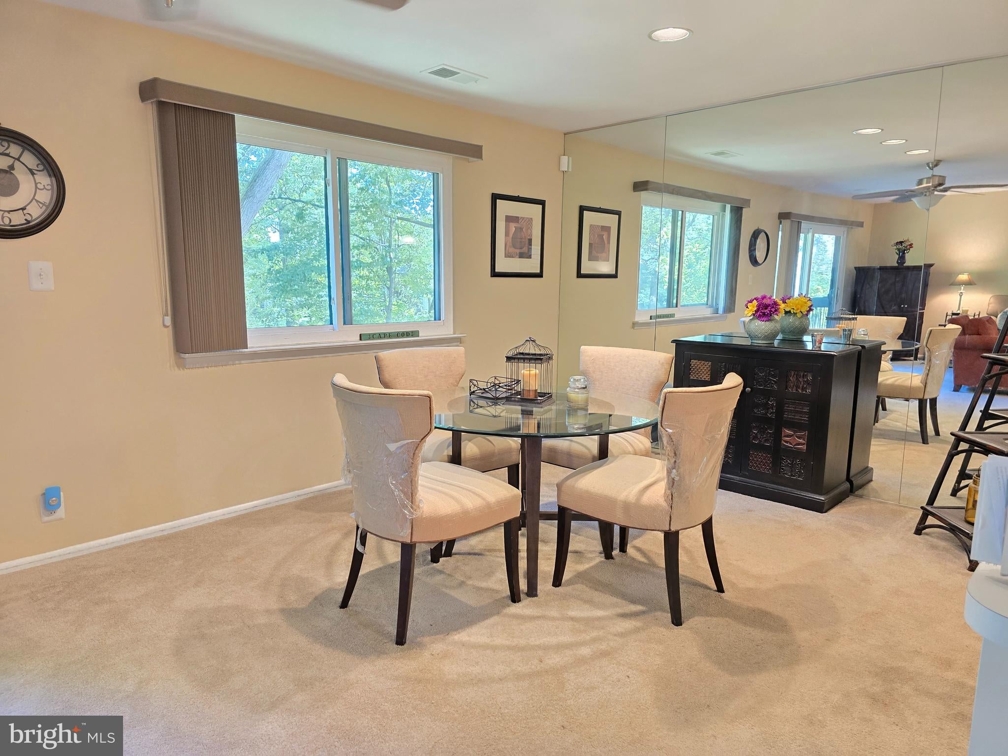 115 E KINGS HIGHWAY 406