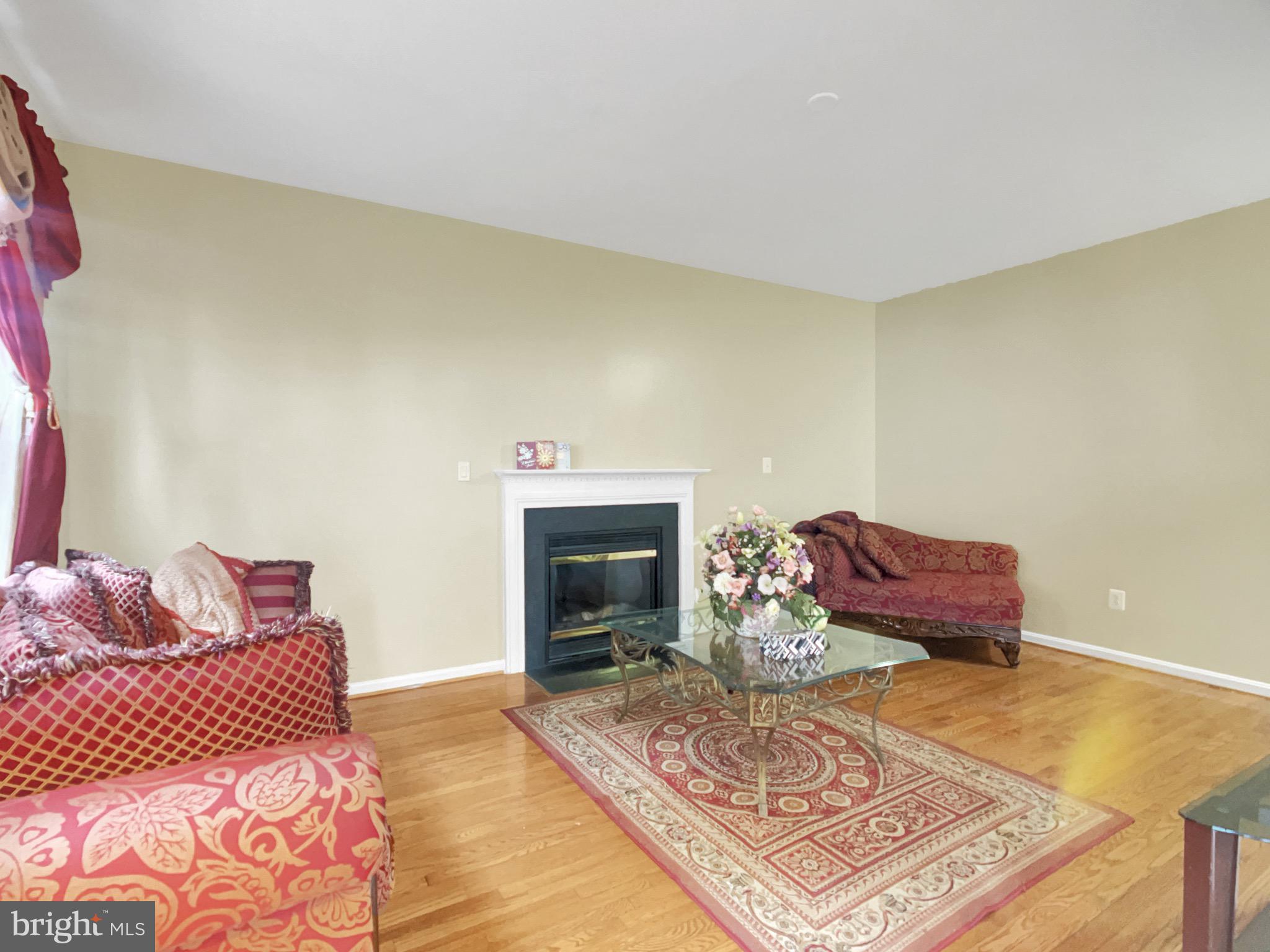 CHESTNUT HILLS - Residential