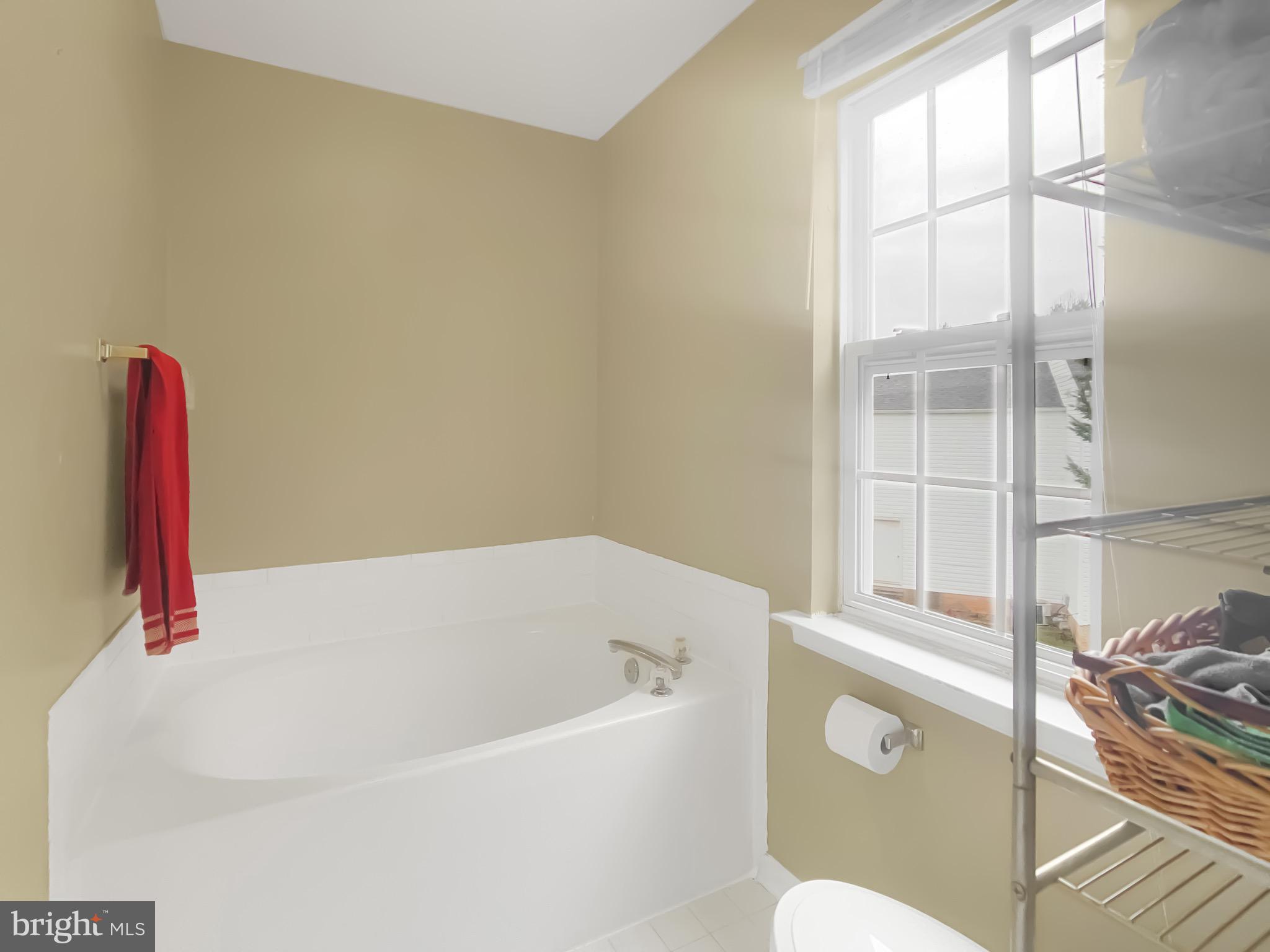 CHESTNUT HILLS - Residential