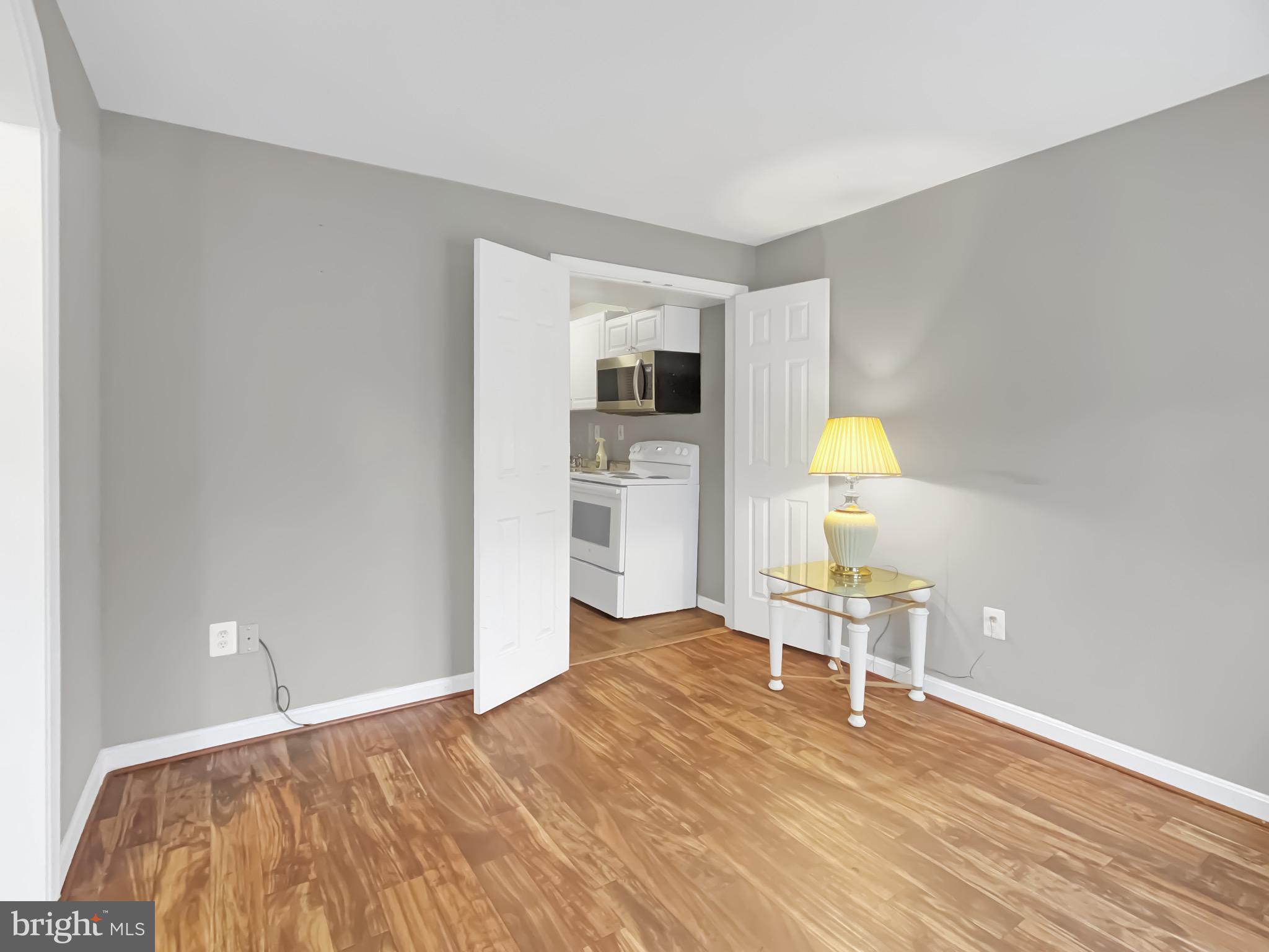 CHESTNUT HILLS - Residential