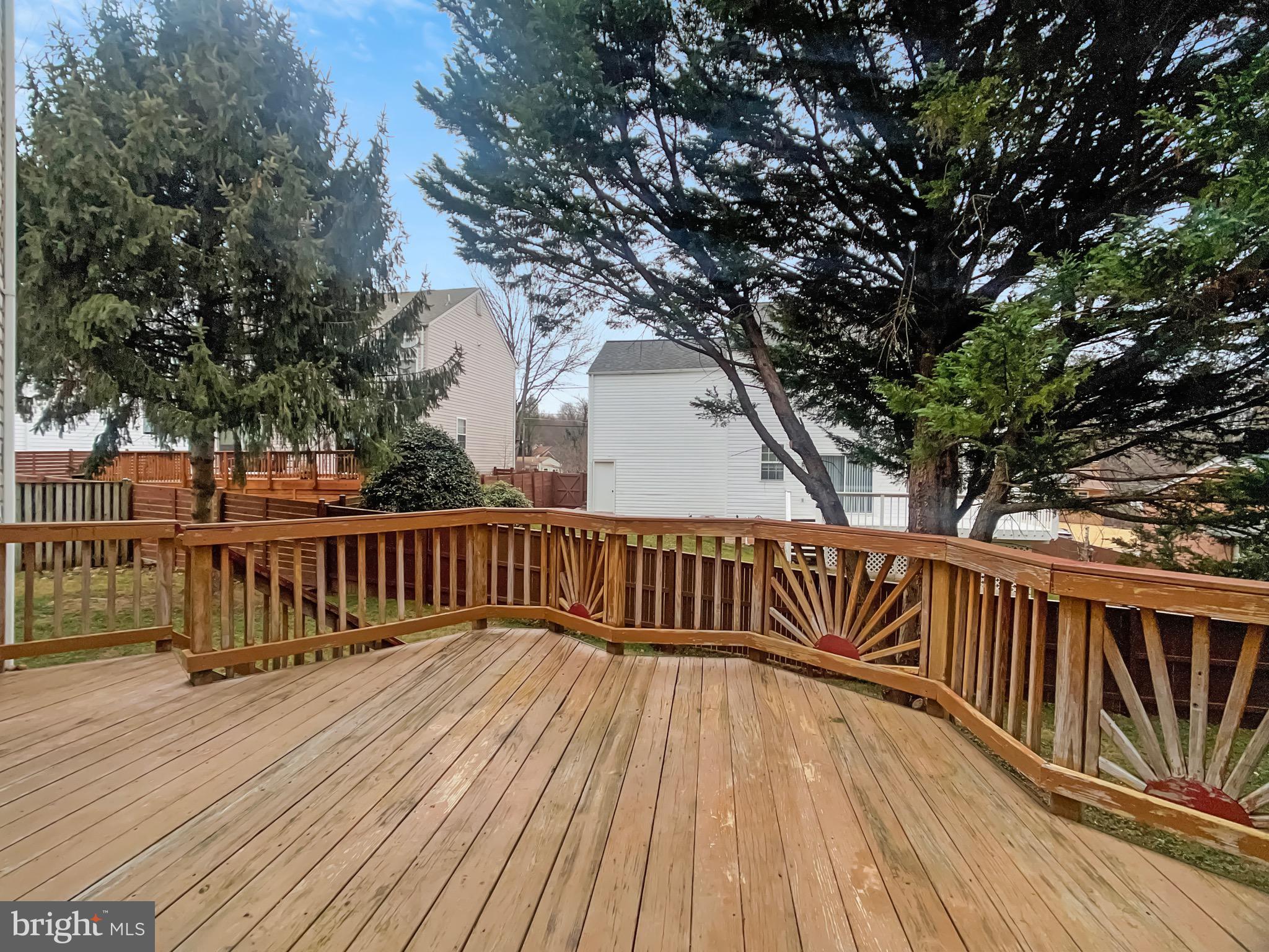 CHESTNUT HILLS - Residential