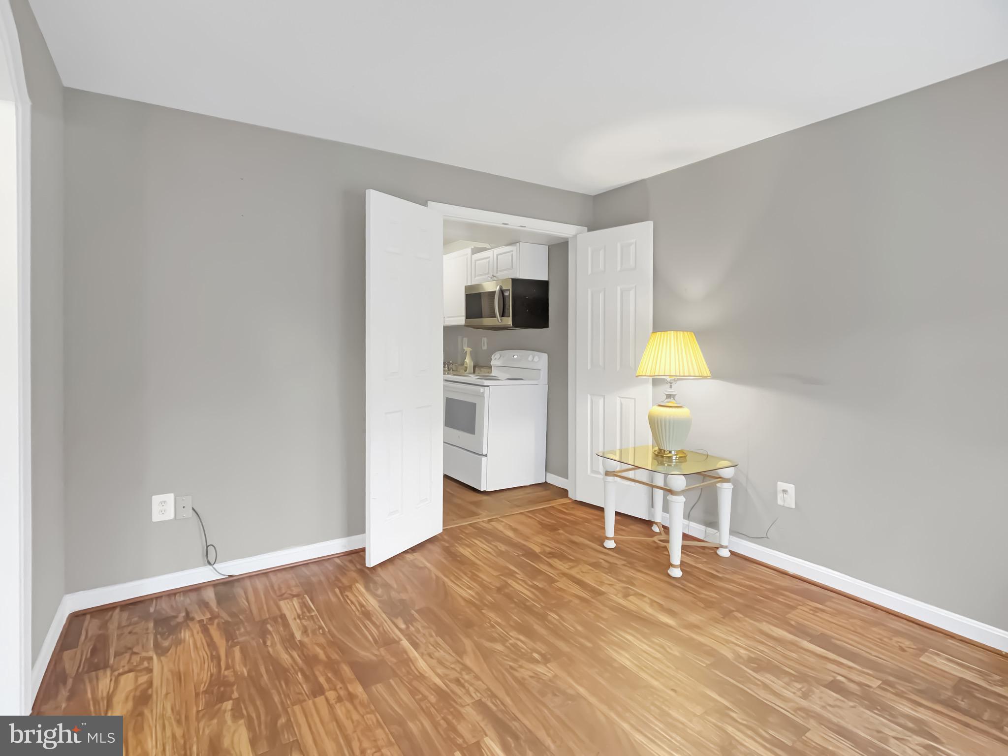 CHESTNUT HILLS - Residential