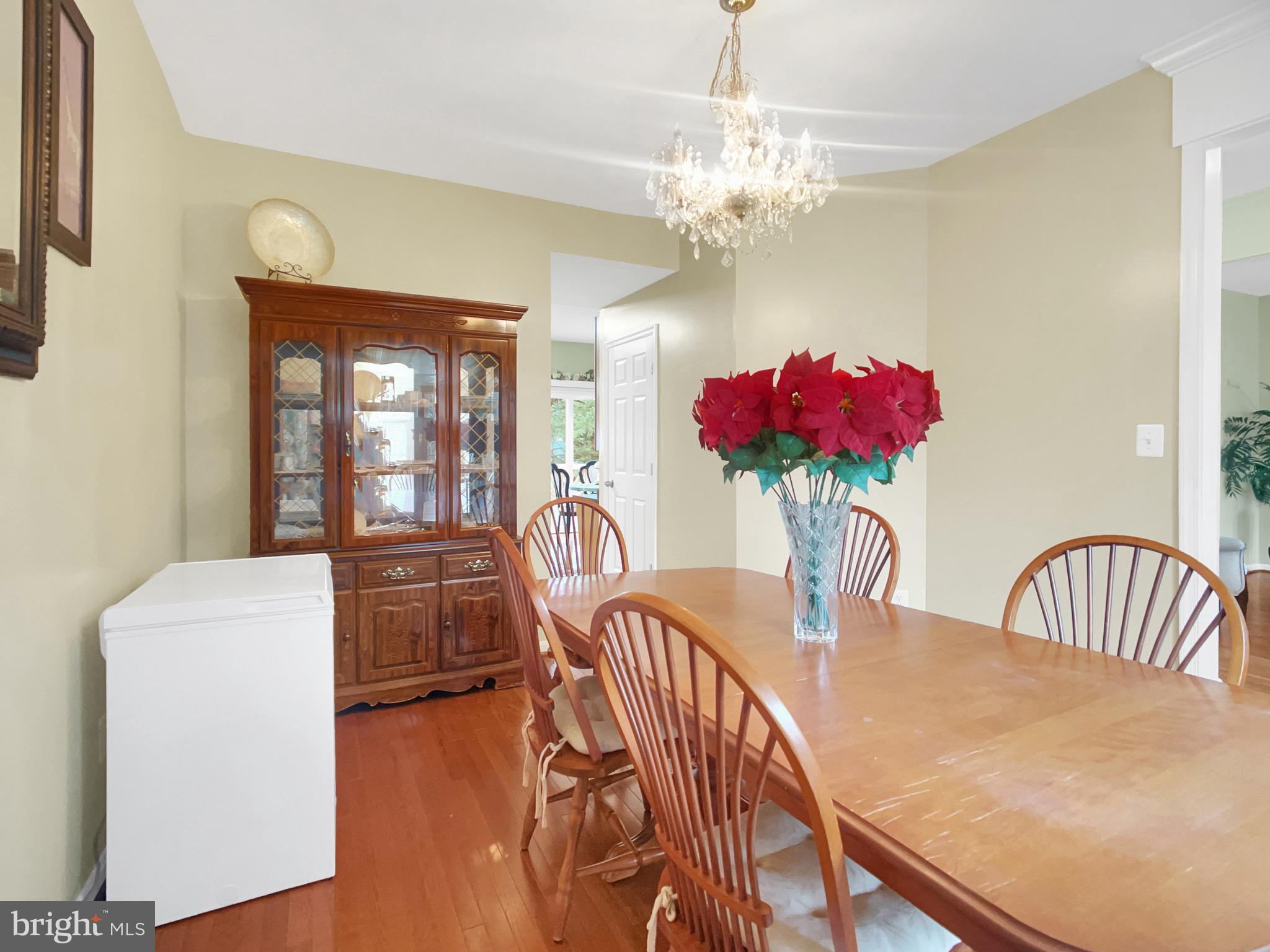 CHESTNUT HILLS - Residential