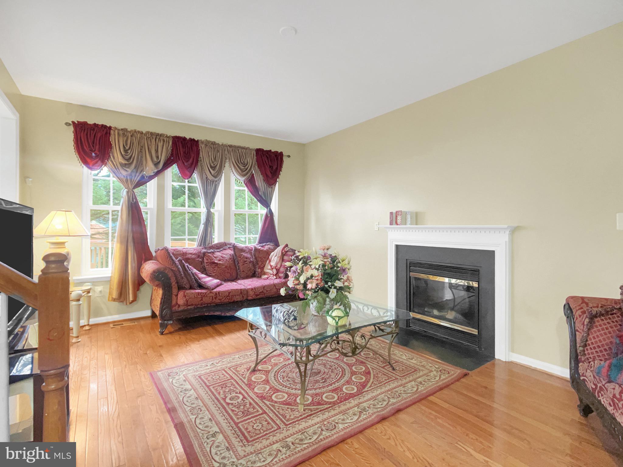 CHESTNUT HILLS - Residential