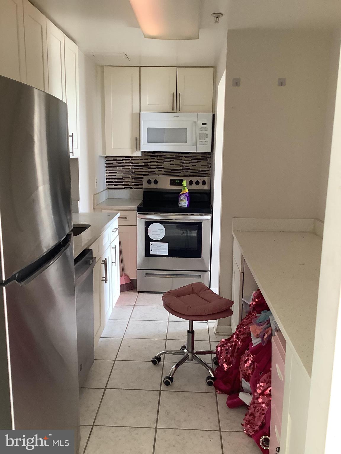 PENTHOUSE CONDOMINIUMS - Residential