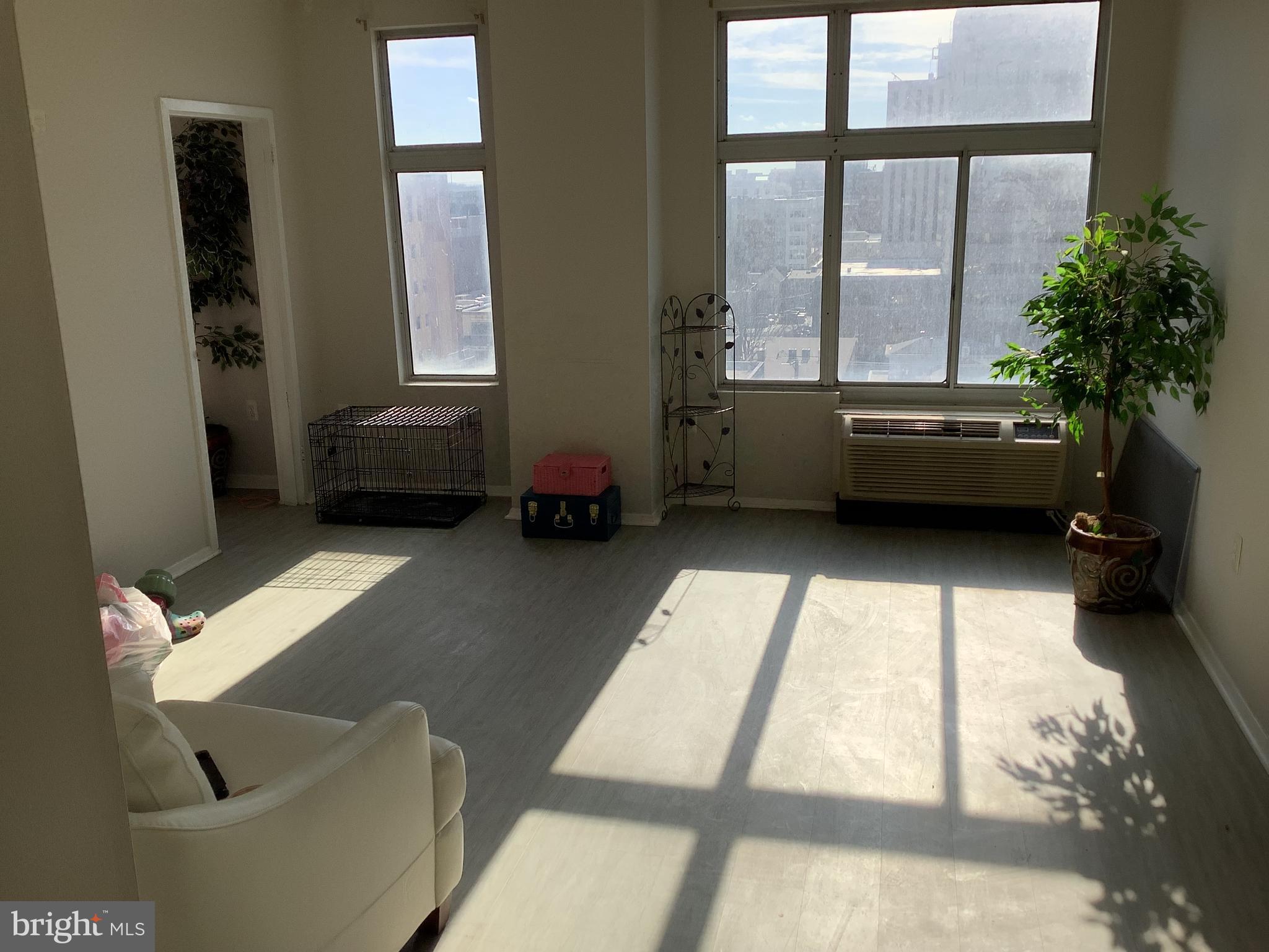 PENTHOUSE CONDOMINIUMS - Residential