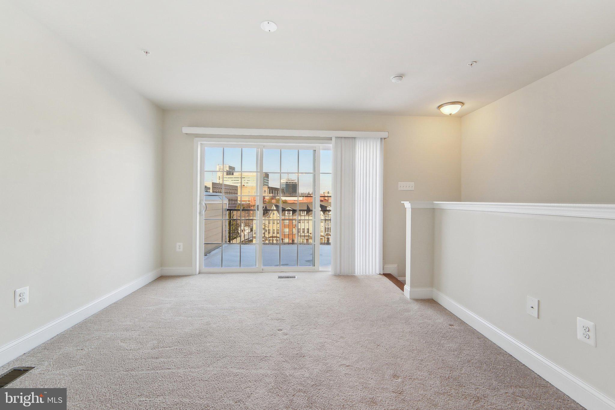 TOWSON GREEN - Residential