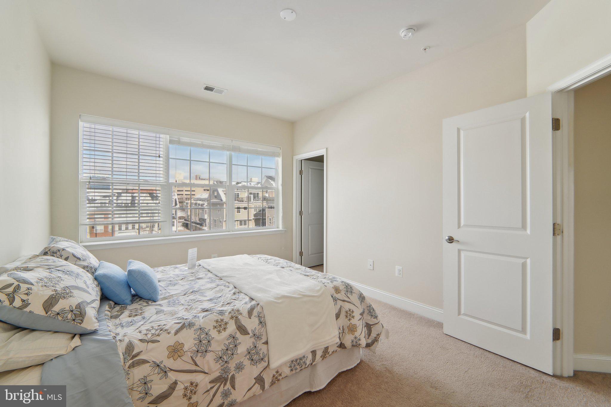 TOWSON GREEN - Residential