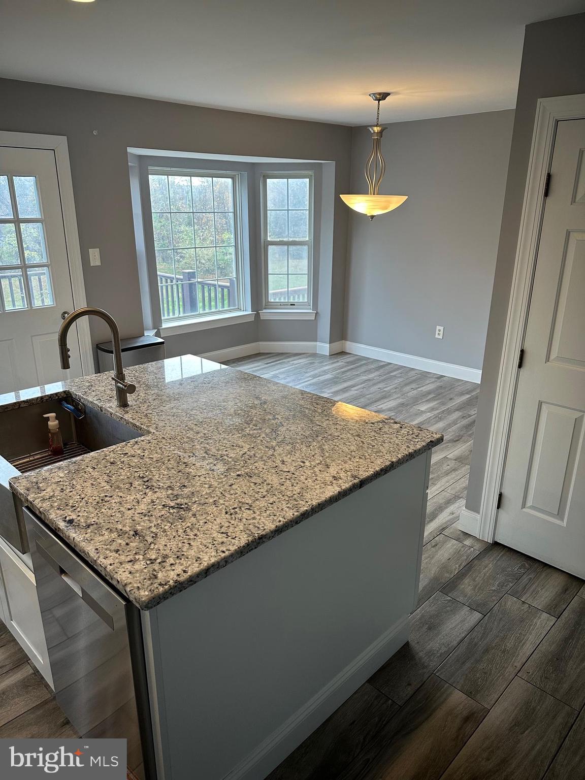 MEWS AT VALLEY FOR - Residential