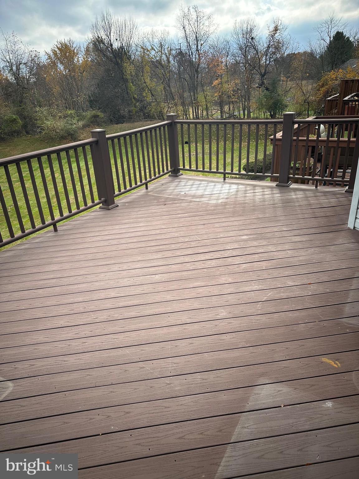 MEWS AT VALLEY FOR - Residential