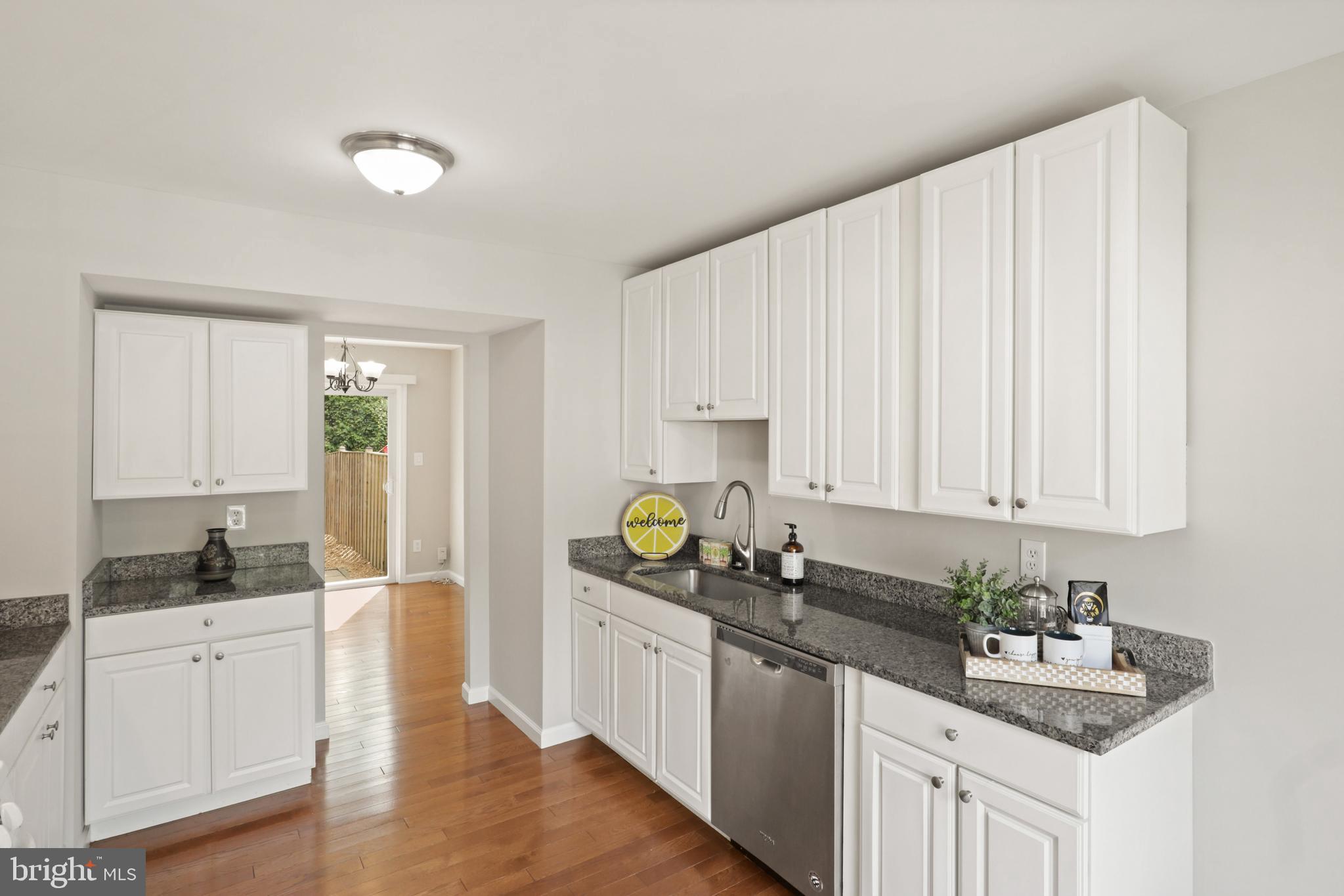 DANBURY FOREST - Residential Lease