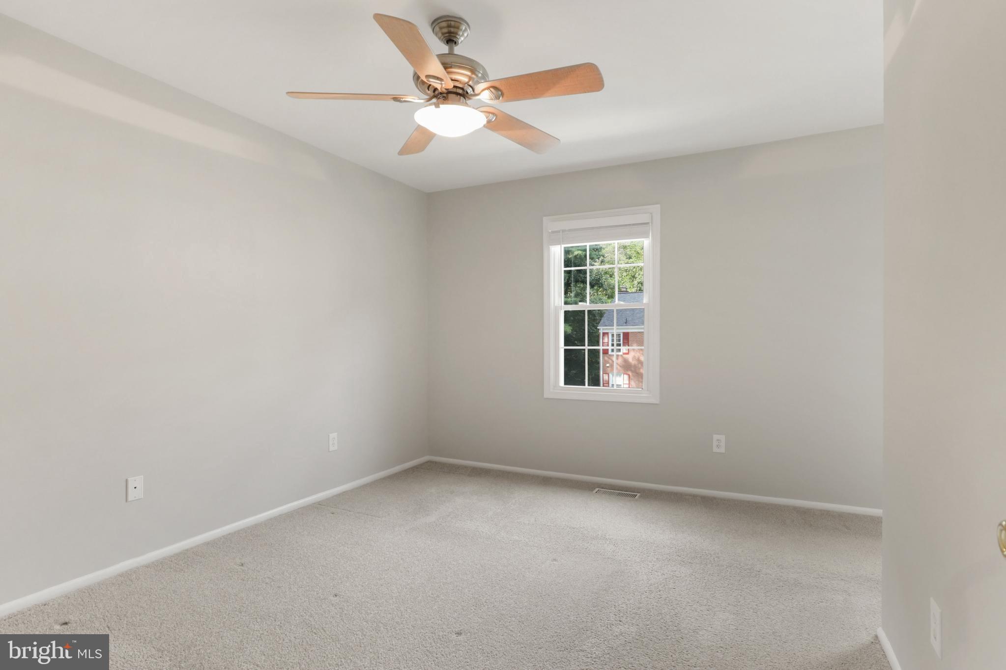 DANBURY FOREST - Residential Lease