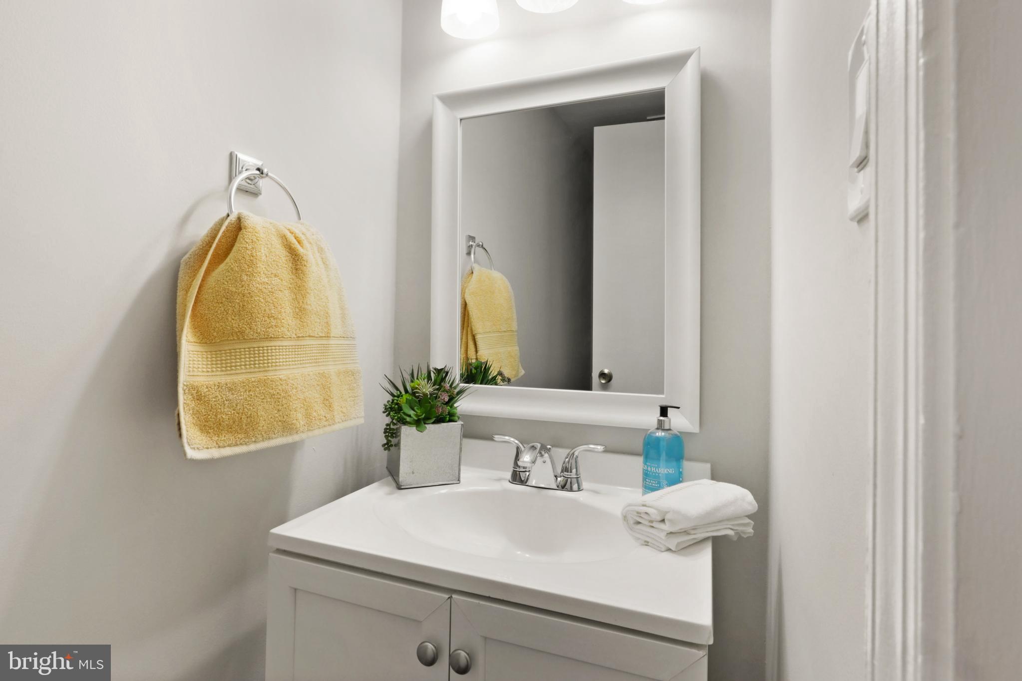 DANBURY FOREST - Residential Lease