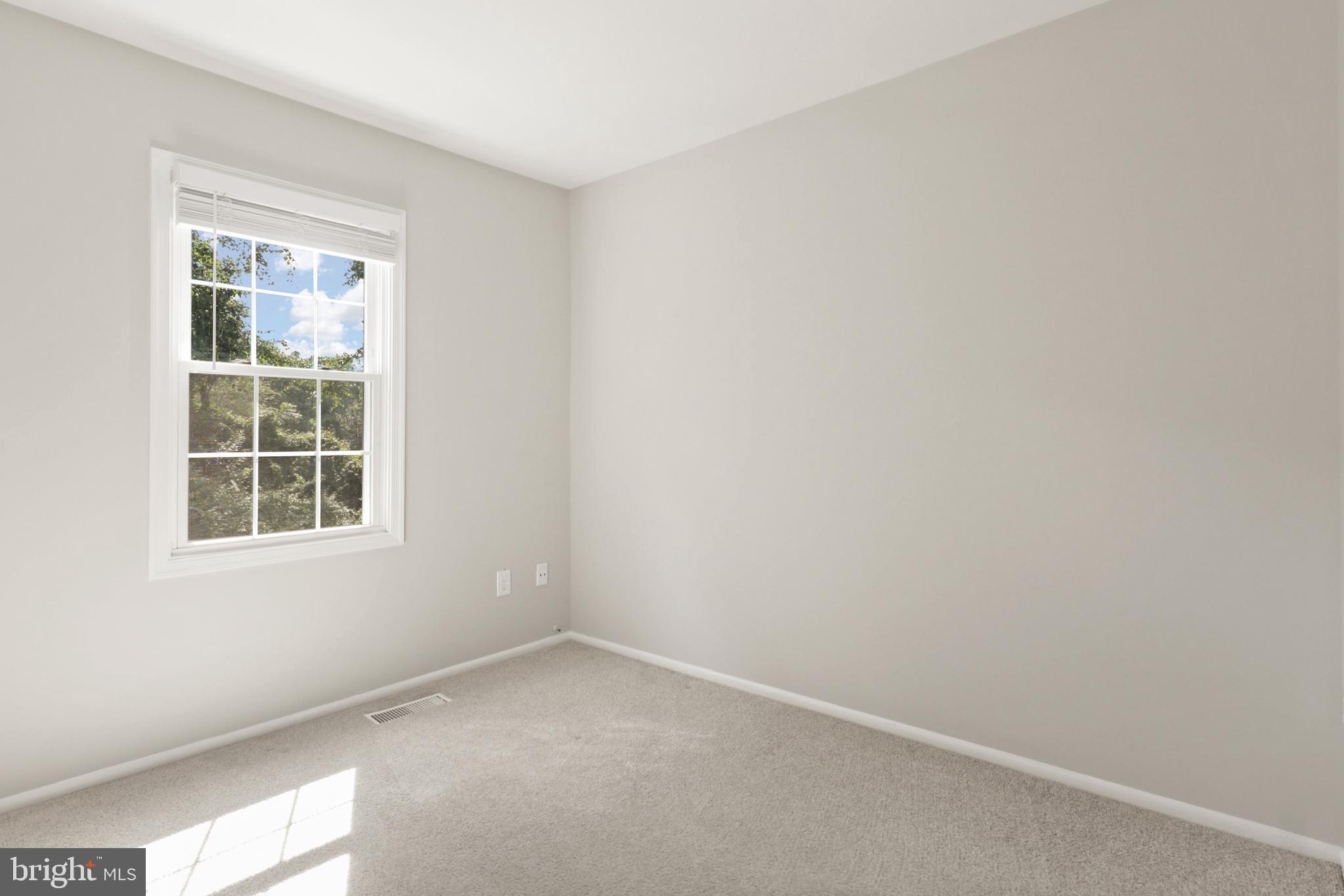 DANBURY FOREST - Residential Lease