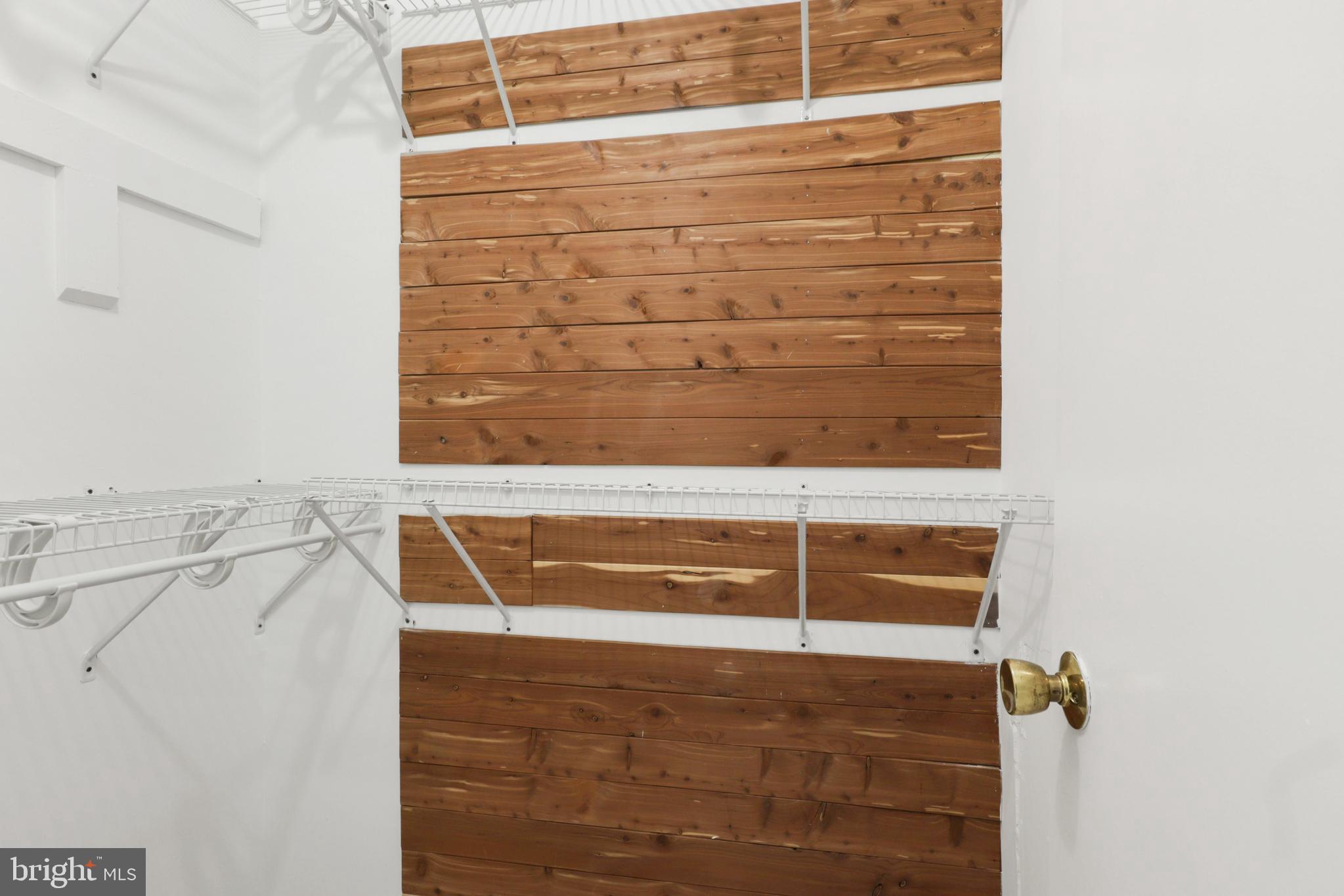 DANBURY FOREST - Residential Lease