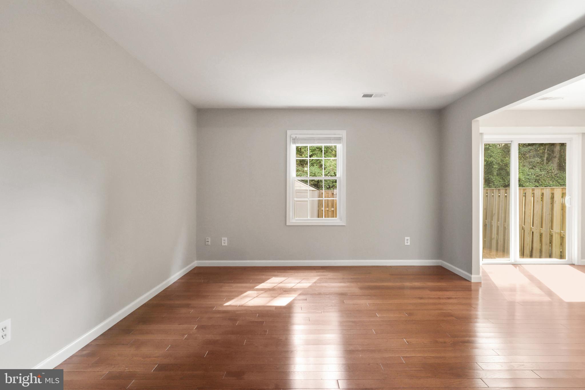 DANBURY FOREST - Residential Lease