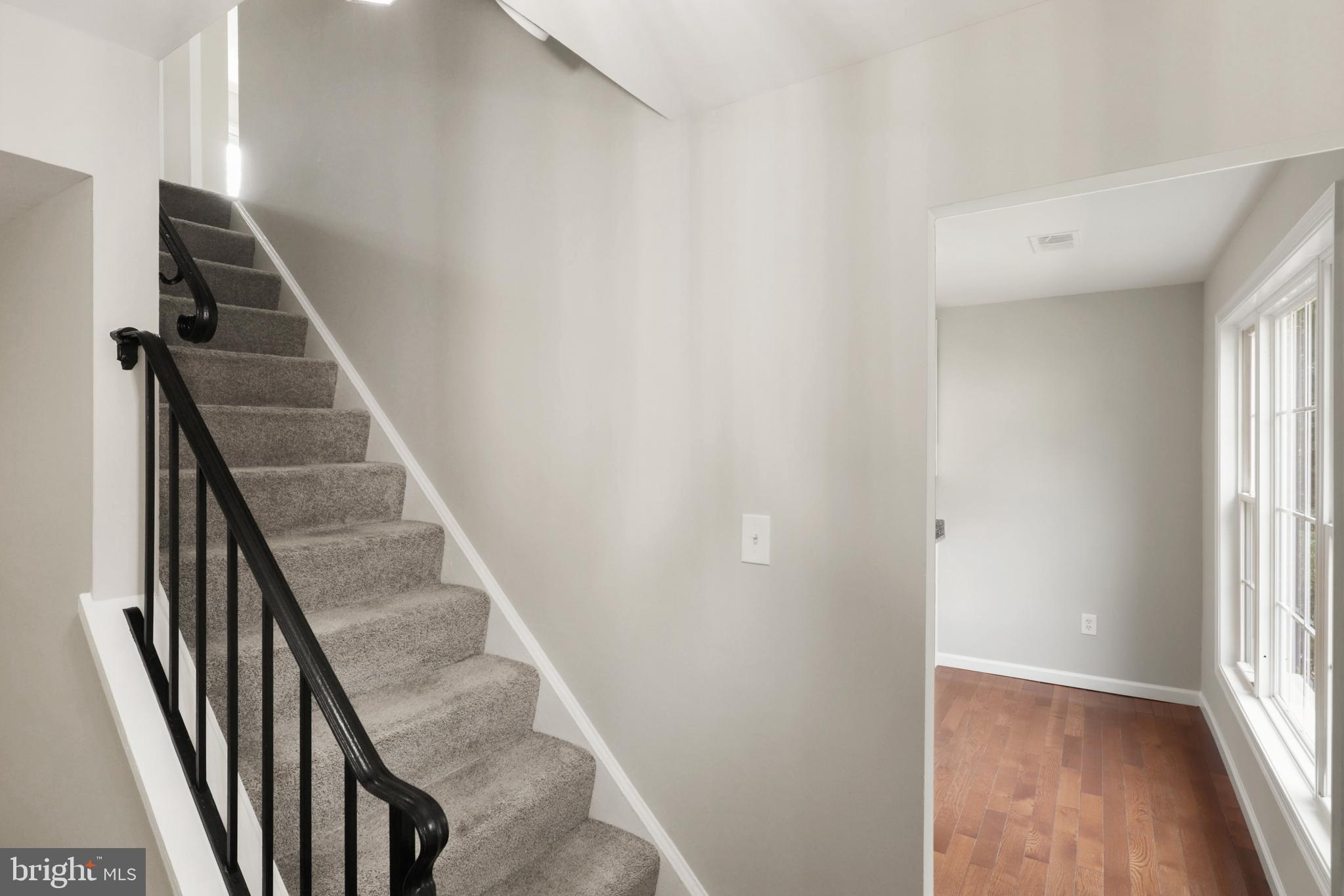 DANBURY FOREST - Residential Lease