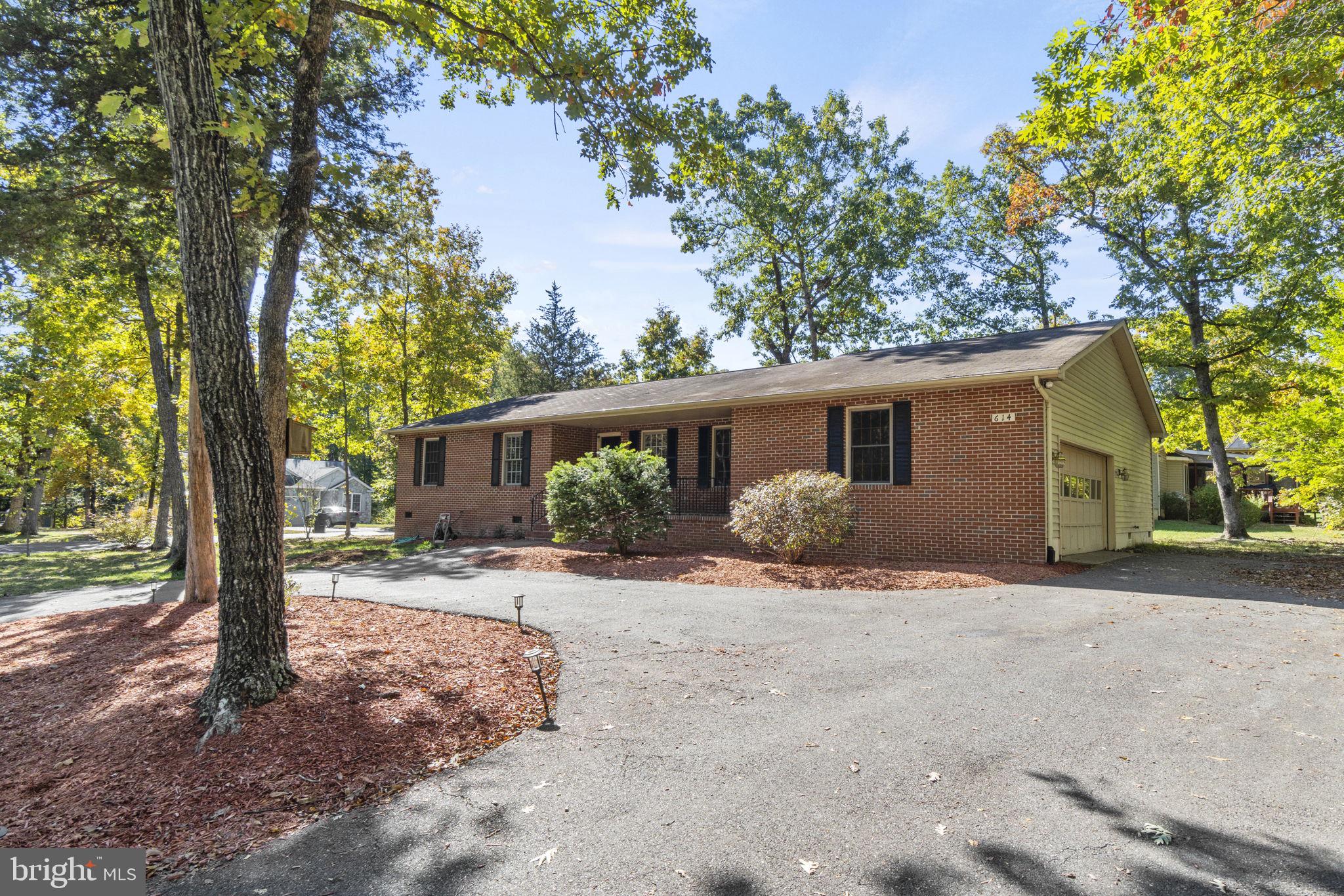 LAKE OF THE WOODS - Residential