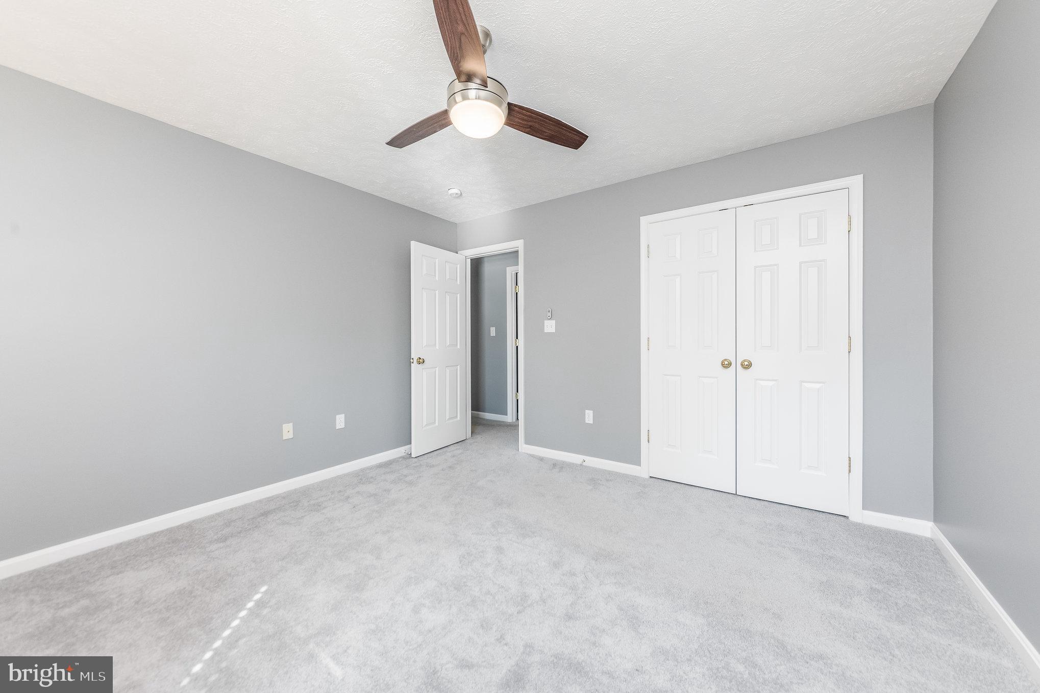 SIX LAKES WEST - Residential