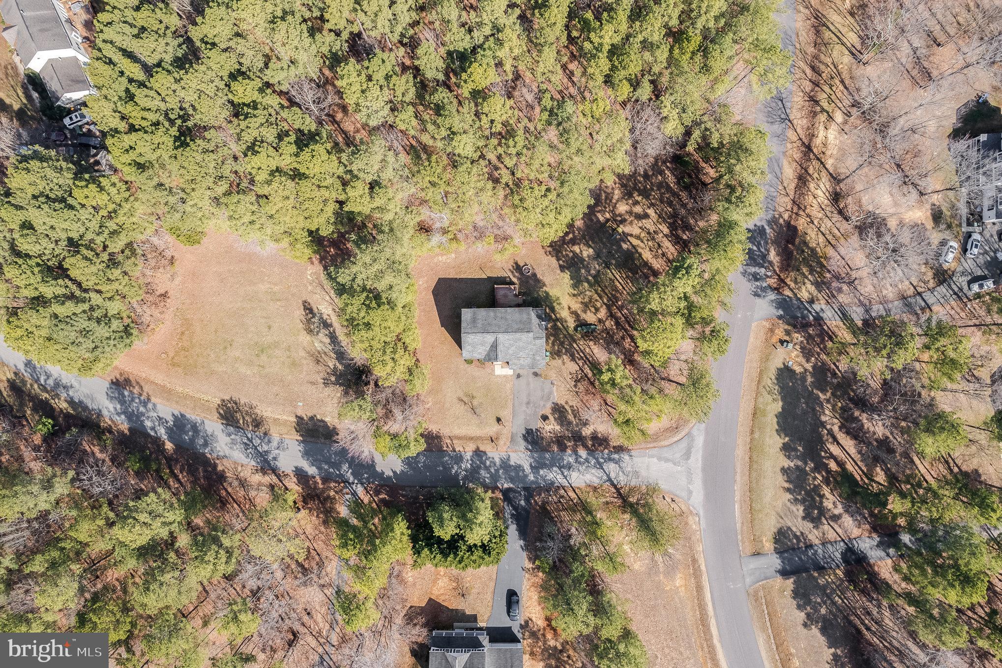 SIX LAKES WEST - Residential