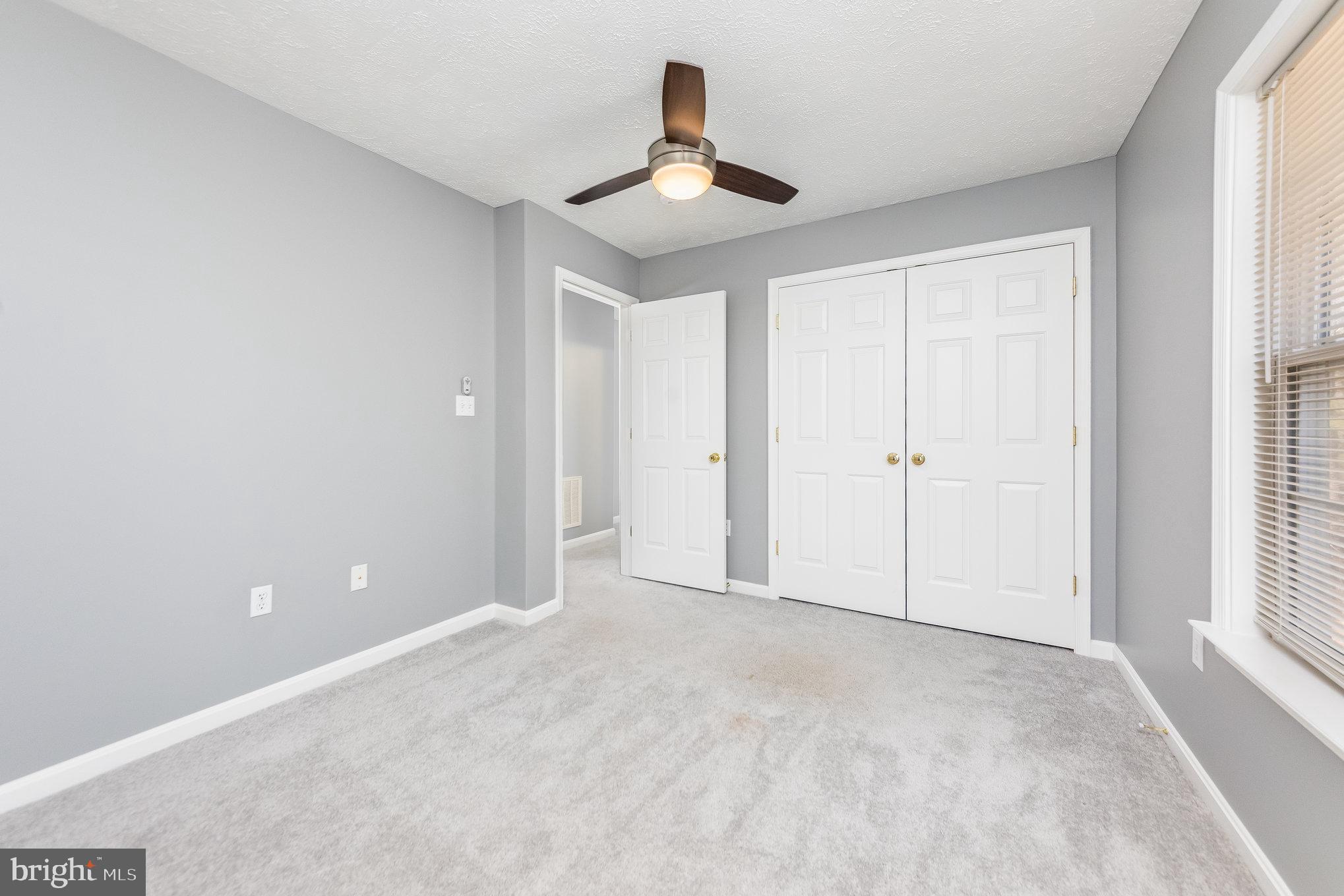 SIX LAKES WEST - Residential