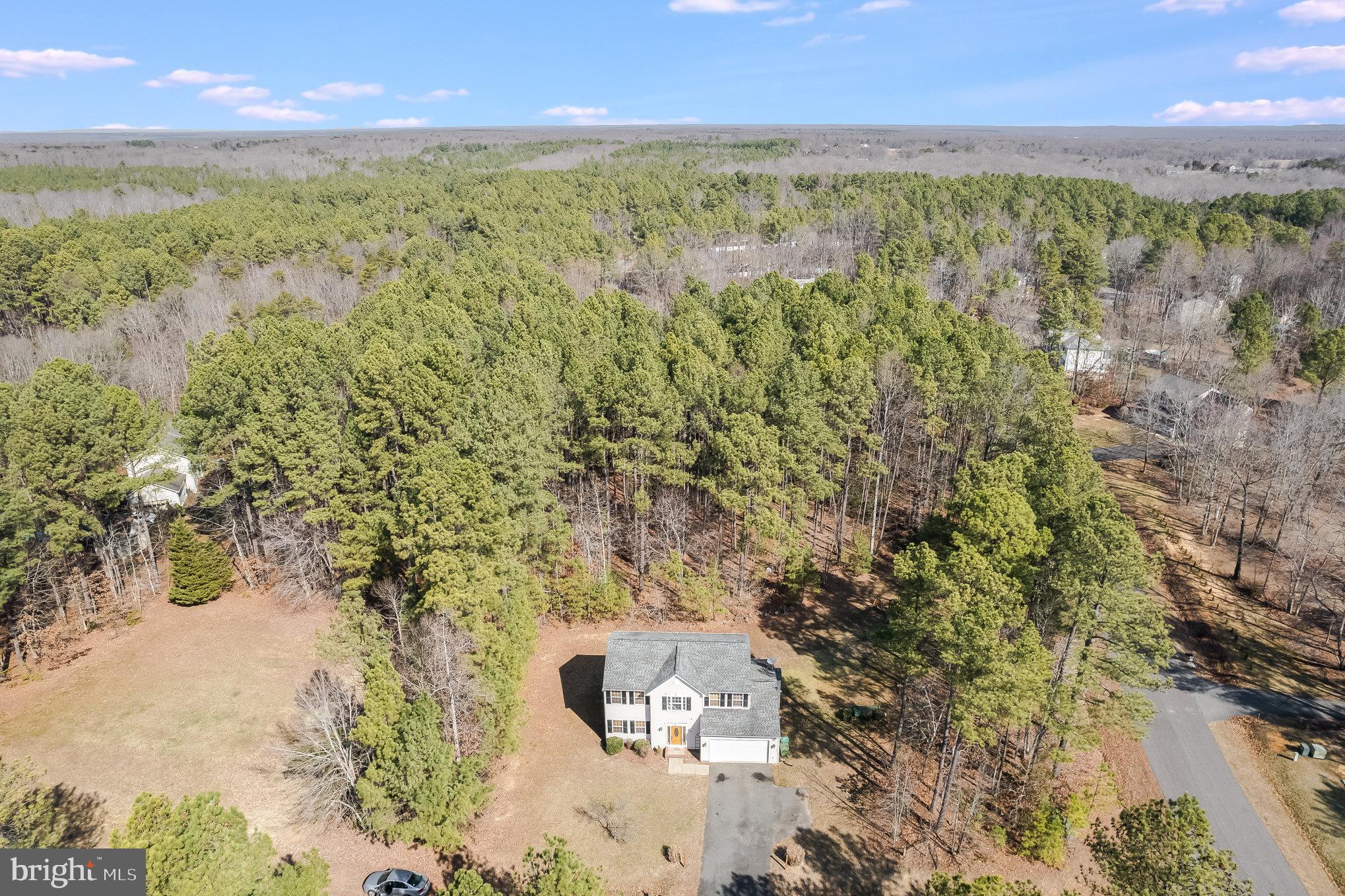 SIX LAKES WEST - Residential