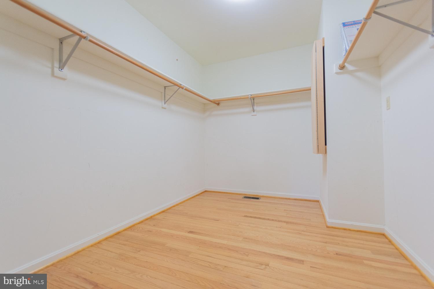 MARLOWE WOODS - Residential