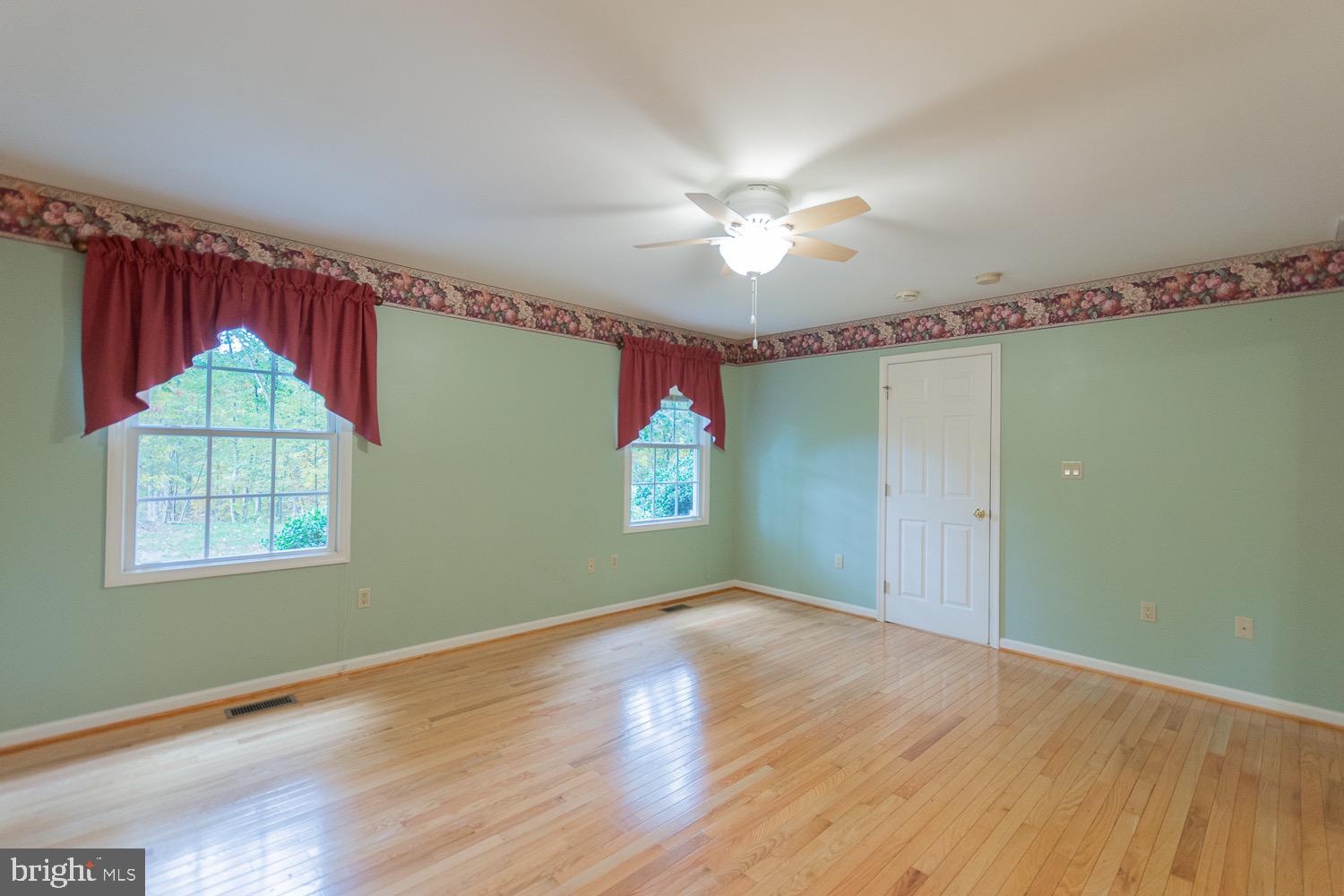 MARLOWE WOODS - Residential