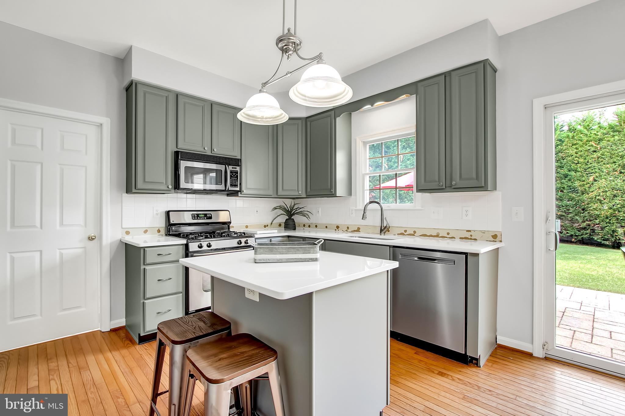 NORTH FOREST - Residential