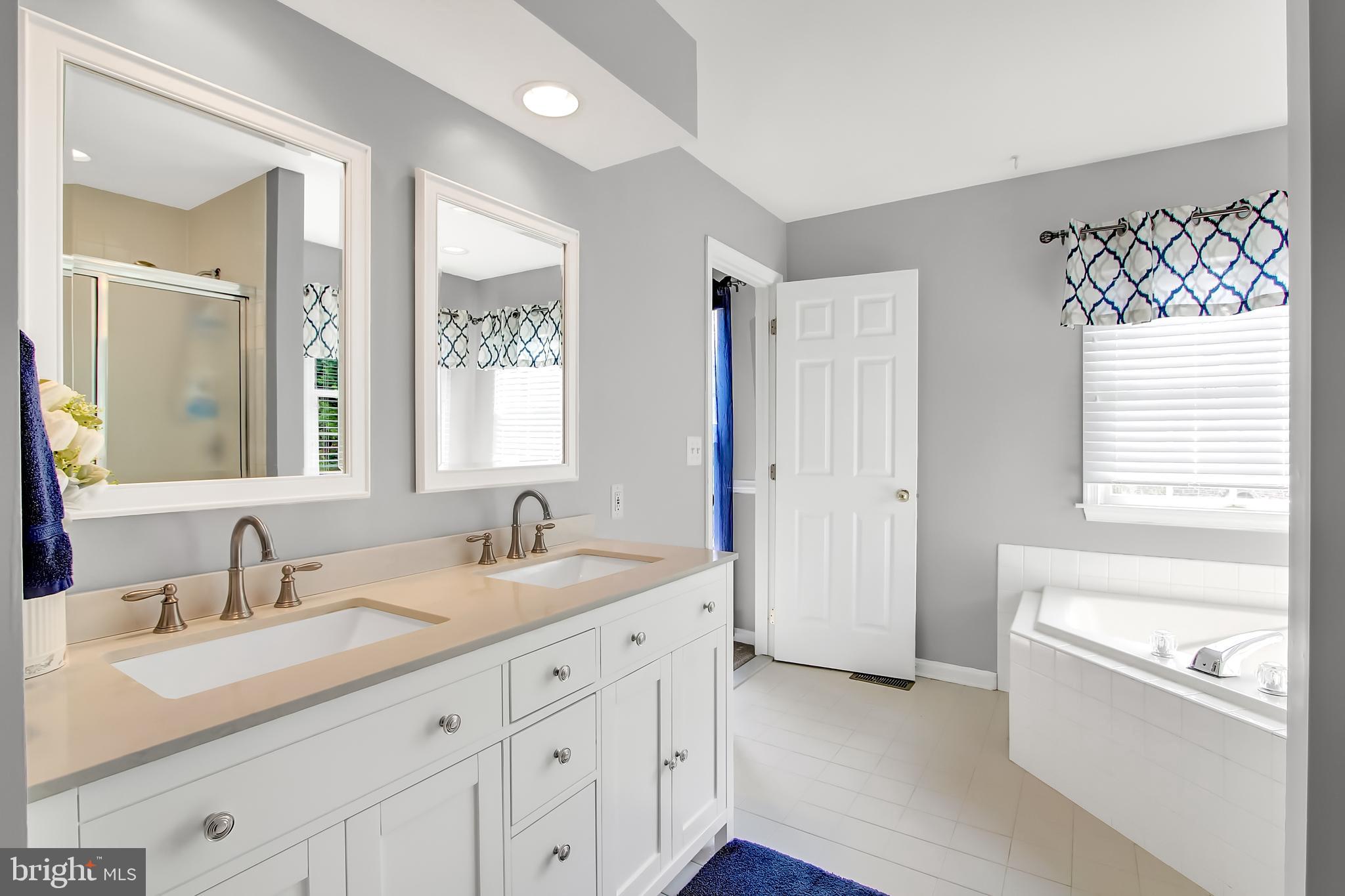 NORTH FOREST - Residential