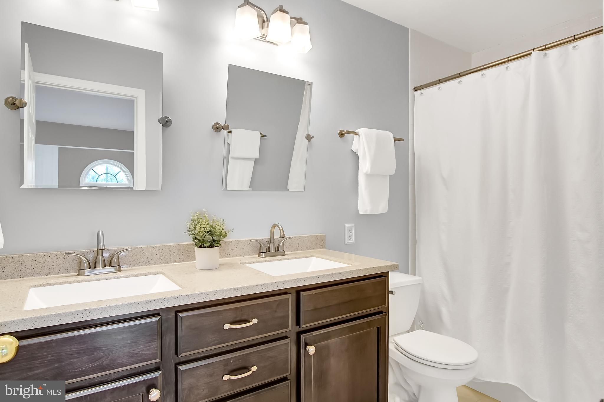 NORTH FOREST - Residential