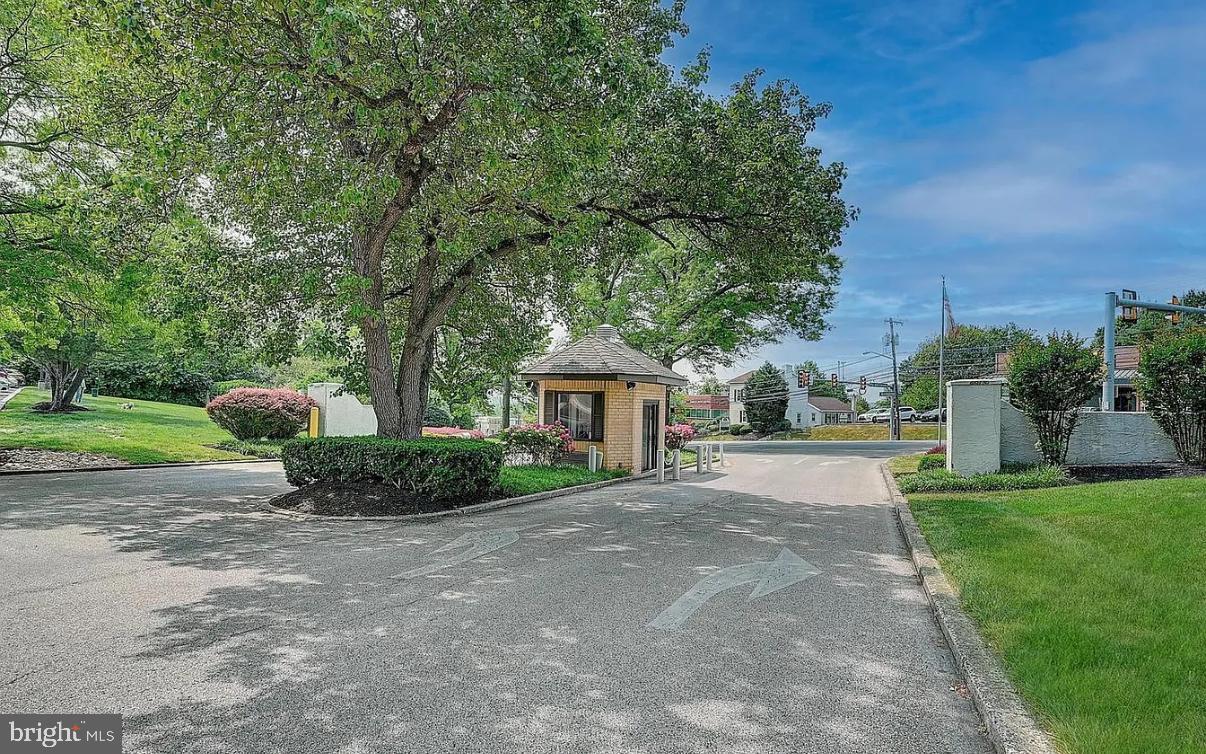 PLYMOUTH HILL - Residential