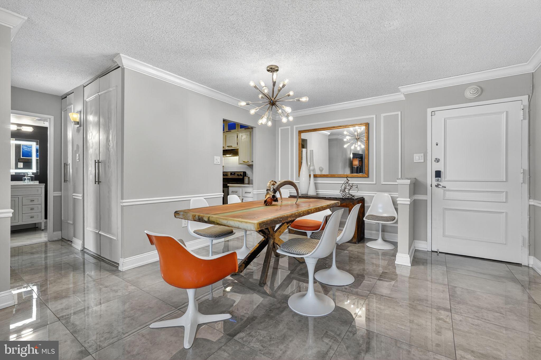 PLYMOUTH HILL - Residential