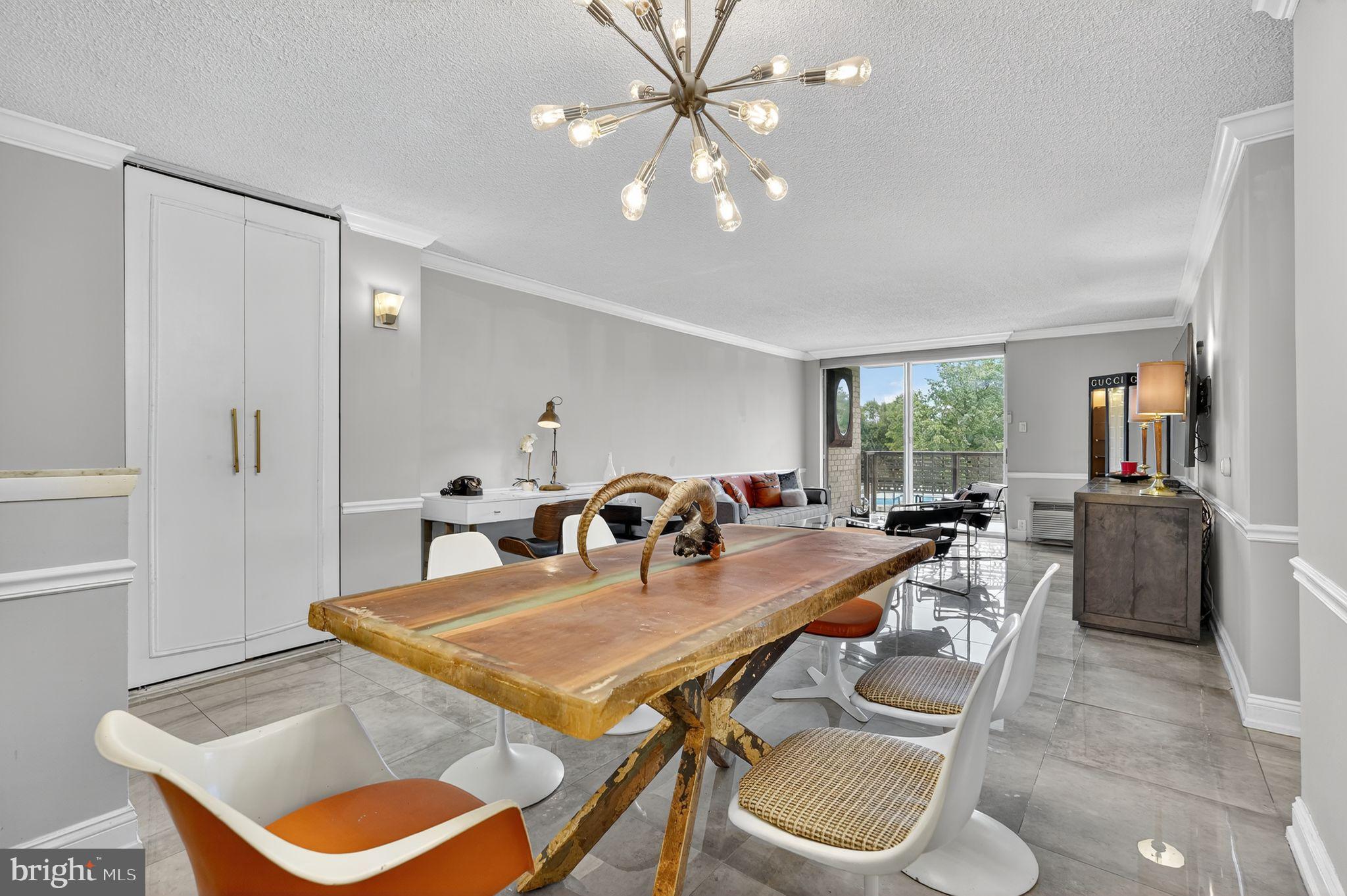 PLYMOUTH HILL - Residential