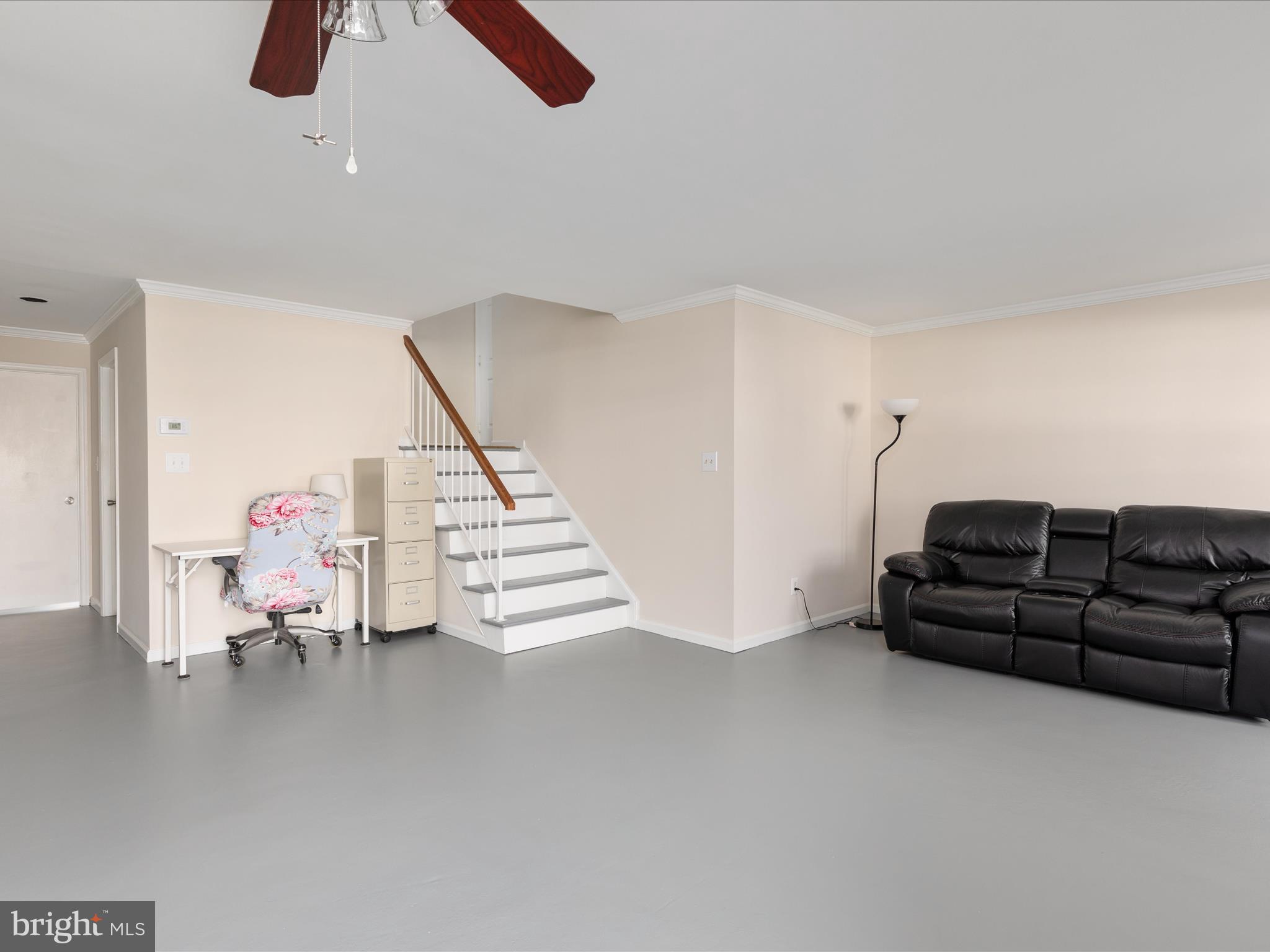 GRAYS POINTE - Residential