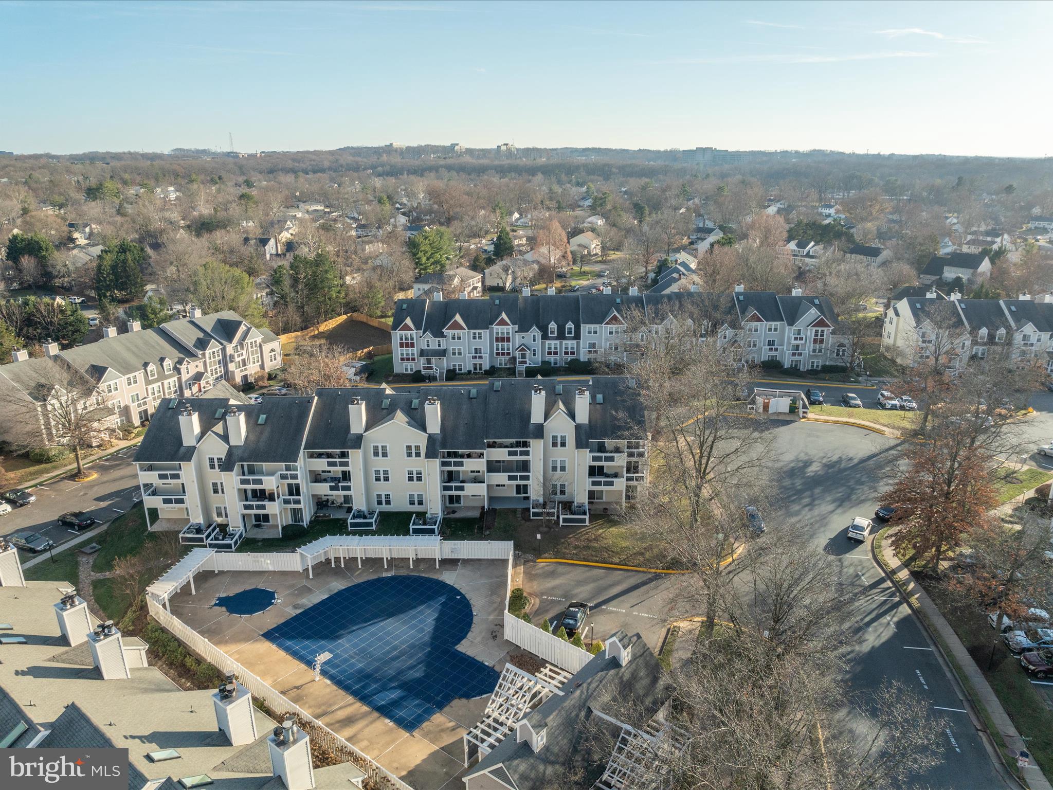 GRAYS POINTE - Residential