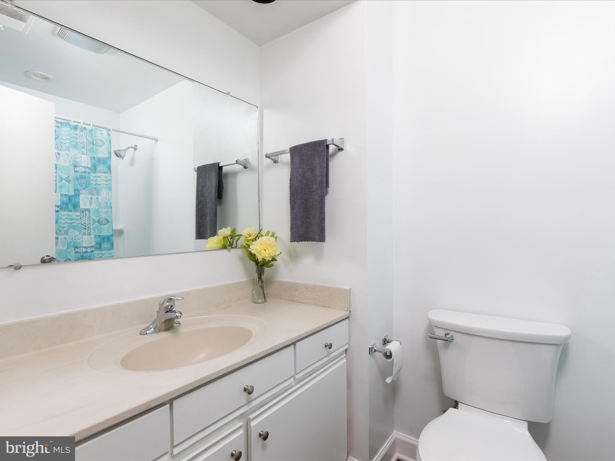 GRAYS POINTE - Residential