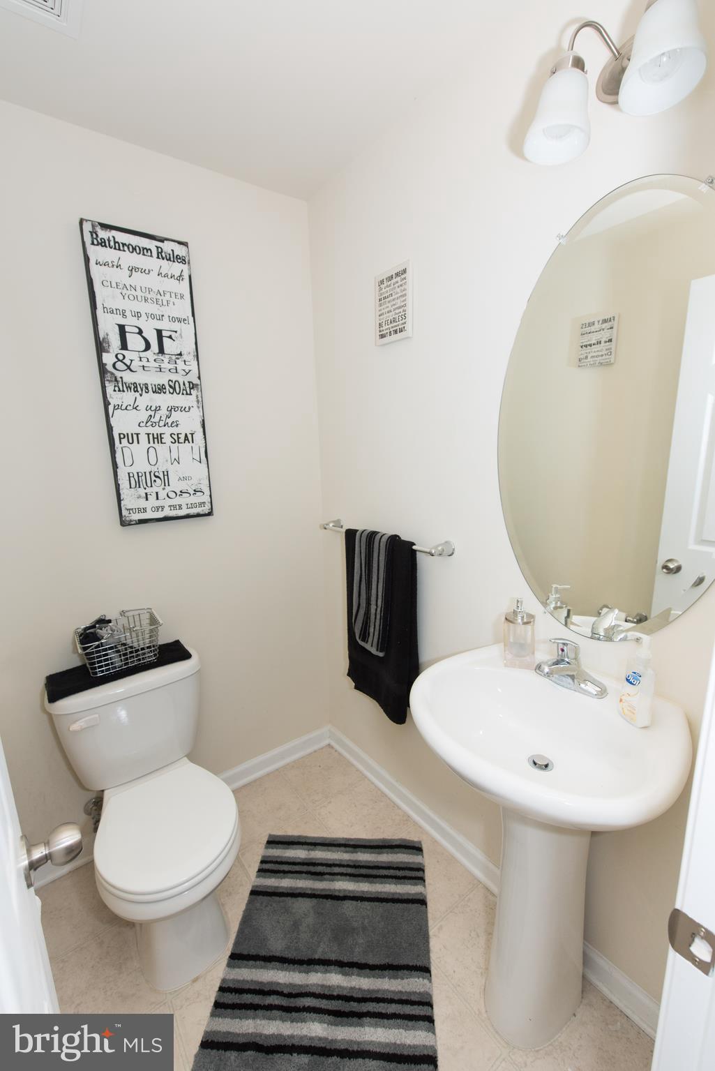 LAKELAND PLACE - Residential