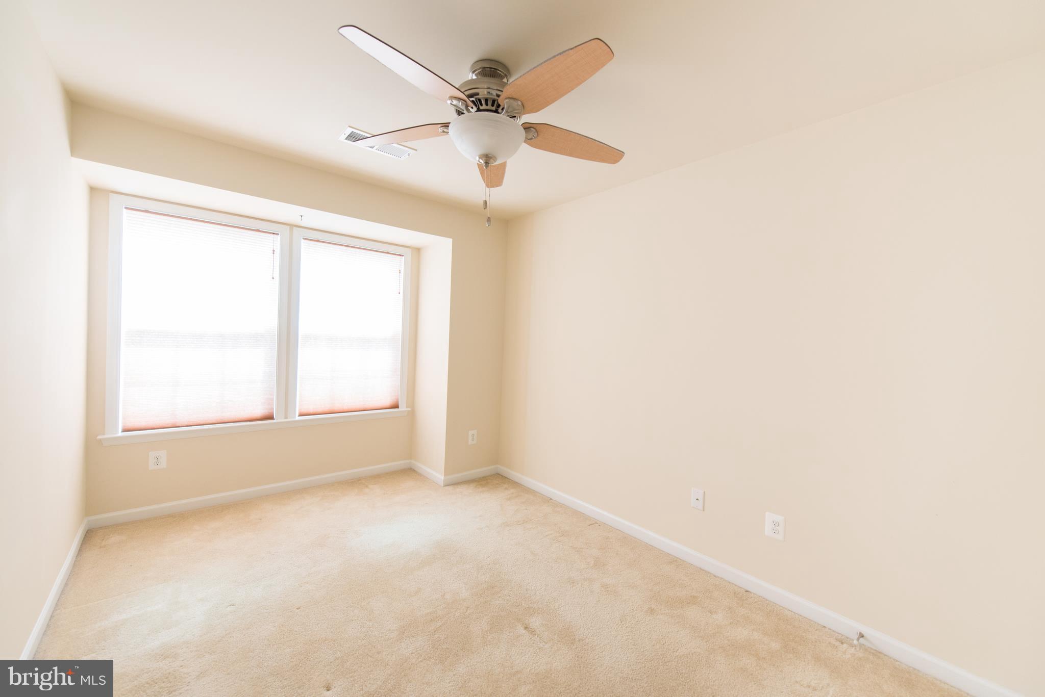 LAKELAND PLACE - Residential