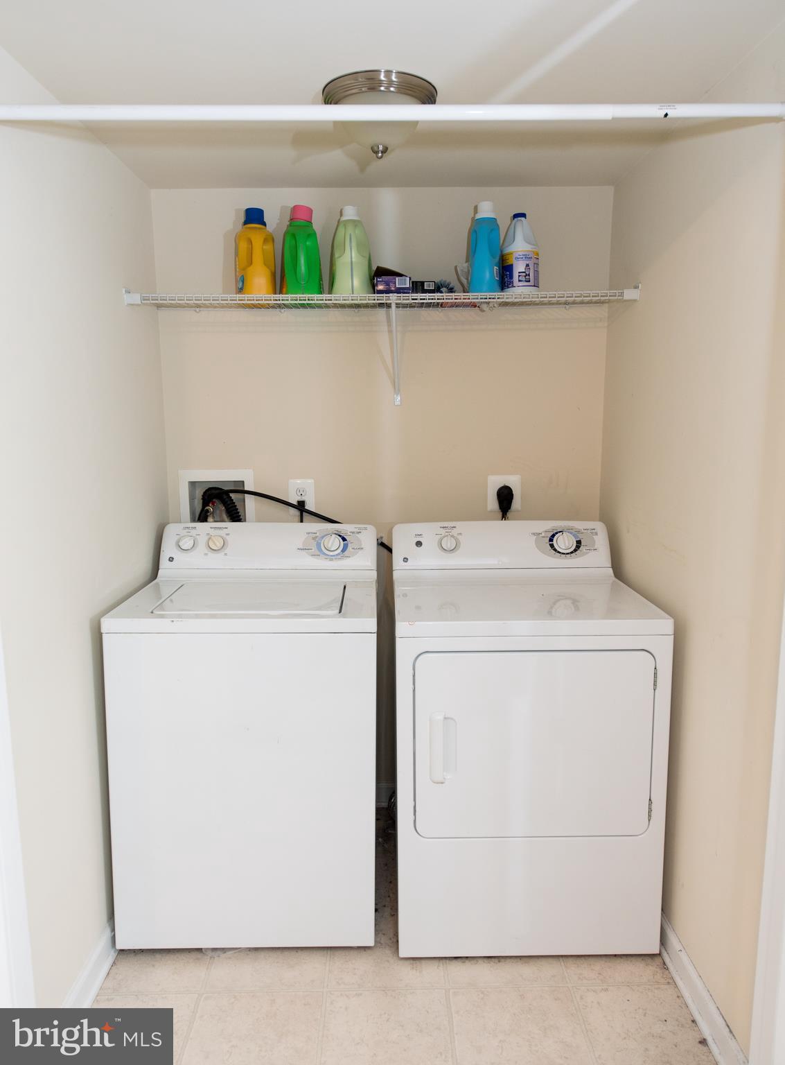 LAKELAND PLACE - Residential