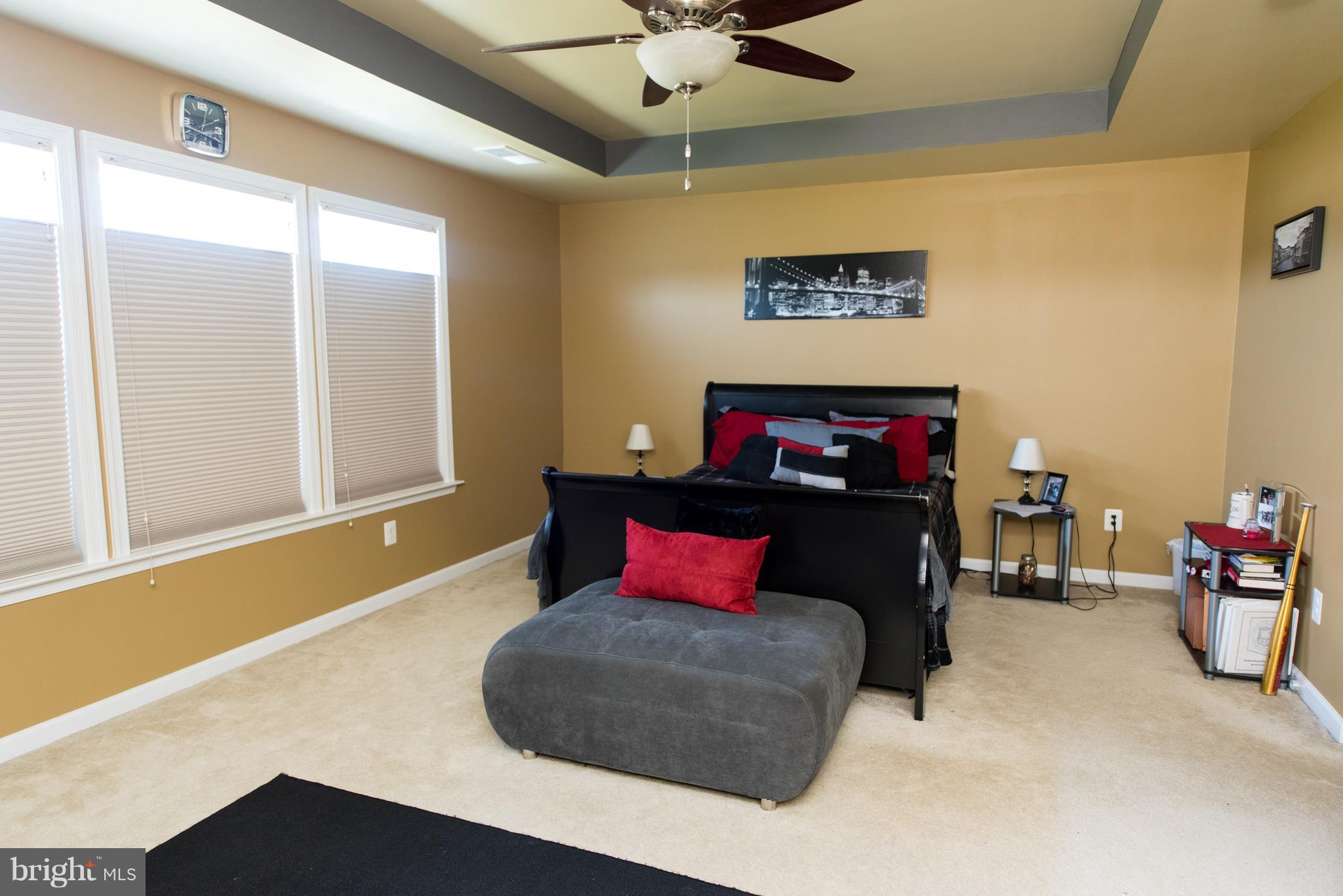 LAKELAND PLACE - Residential