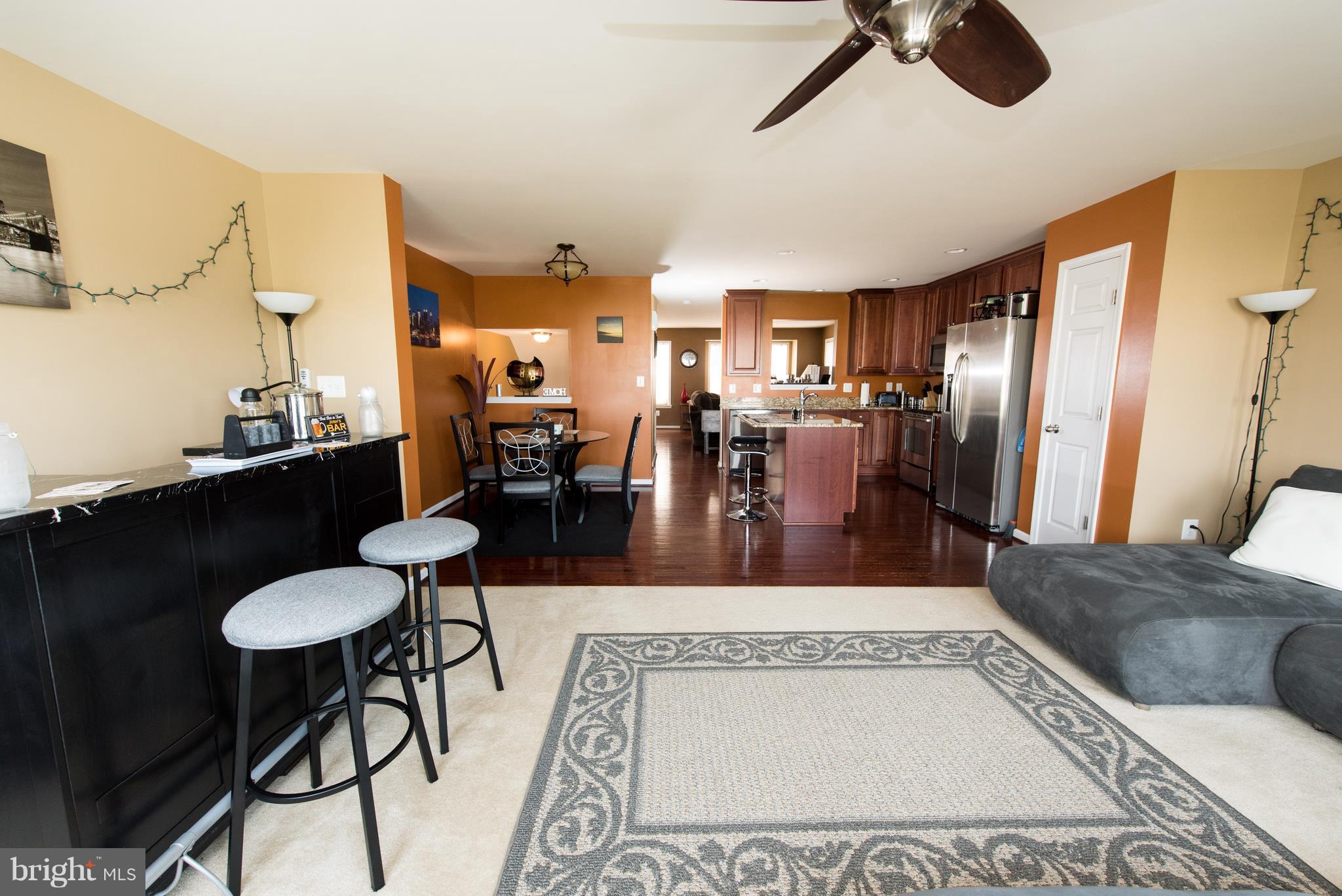 LAKELAND PLACE - Residential