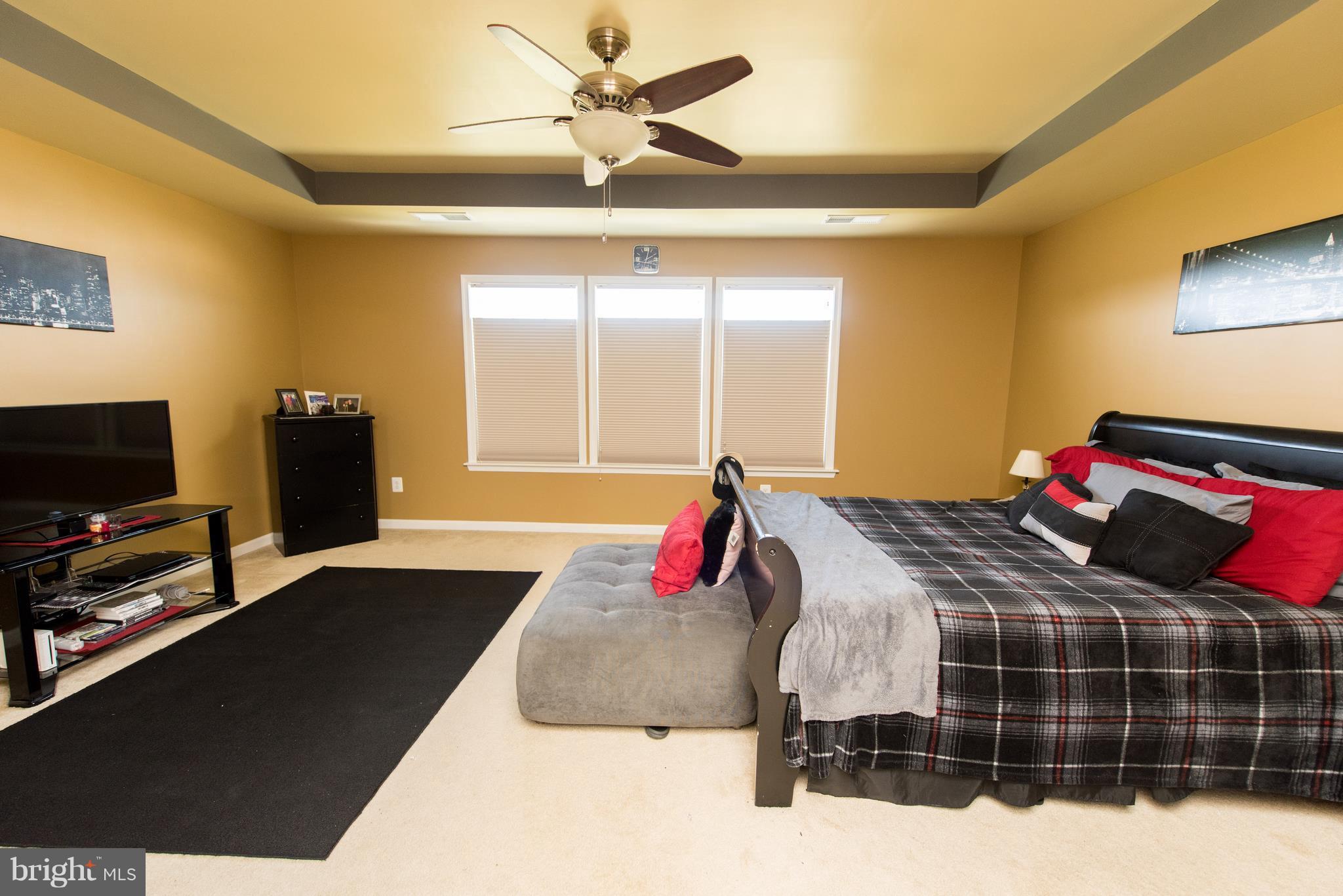 LAKELAND PLACE - Residential