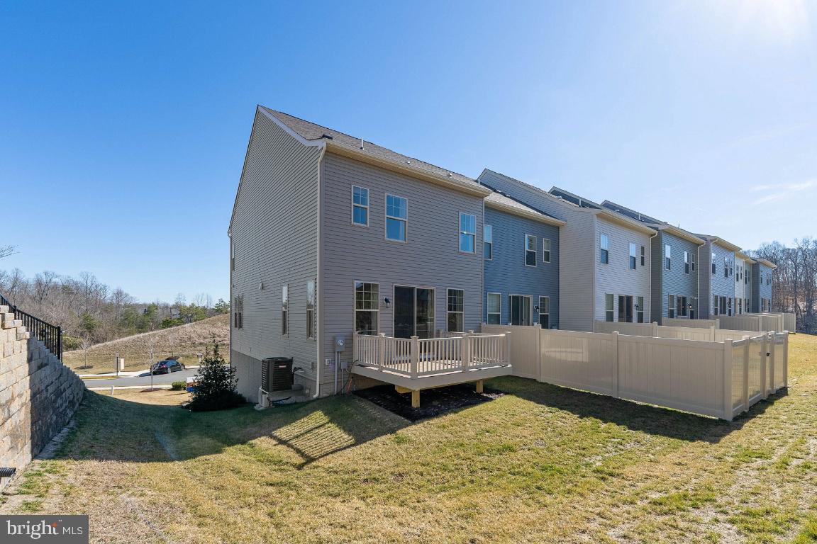 WHITSON WOODS - Residential