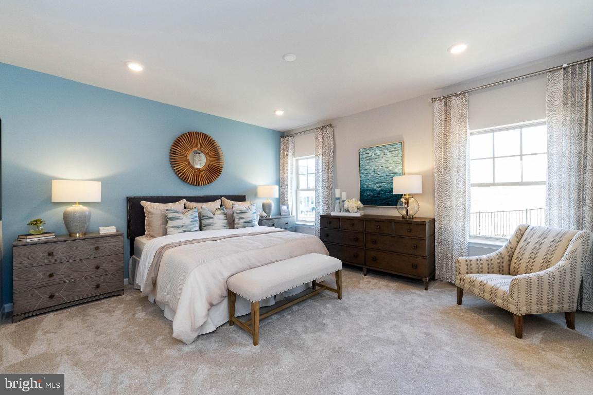 WHITSON WOODS - Residential