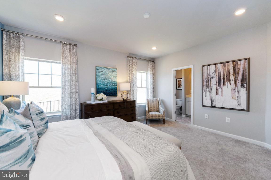 WHITSON WOODS - Residential